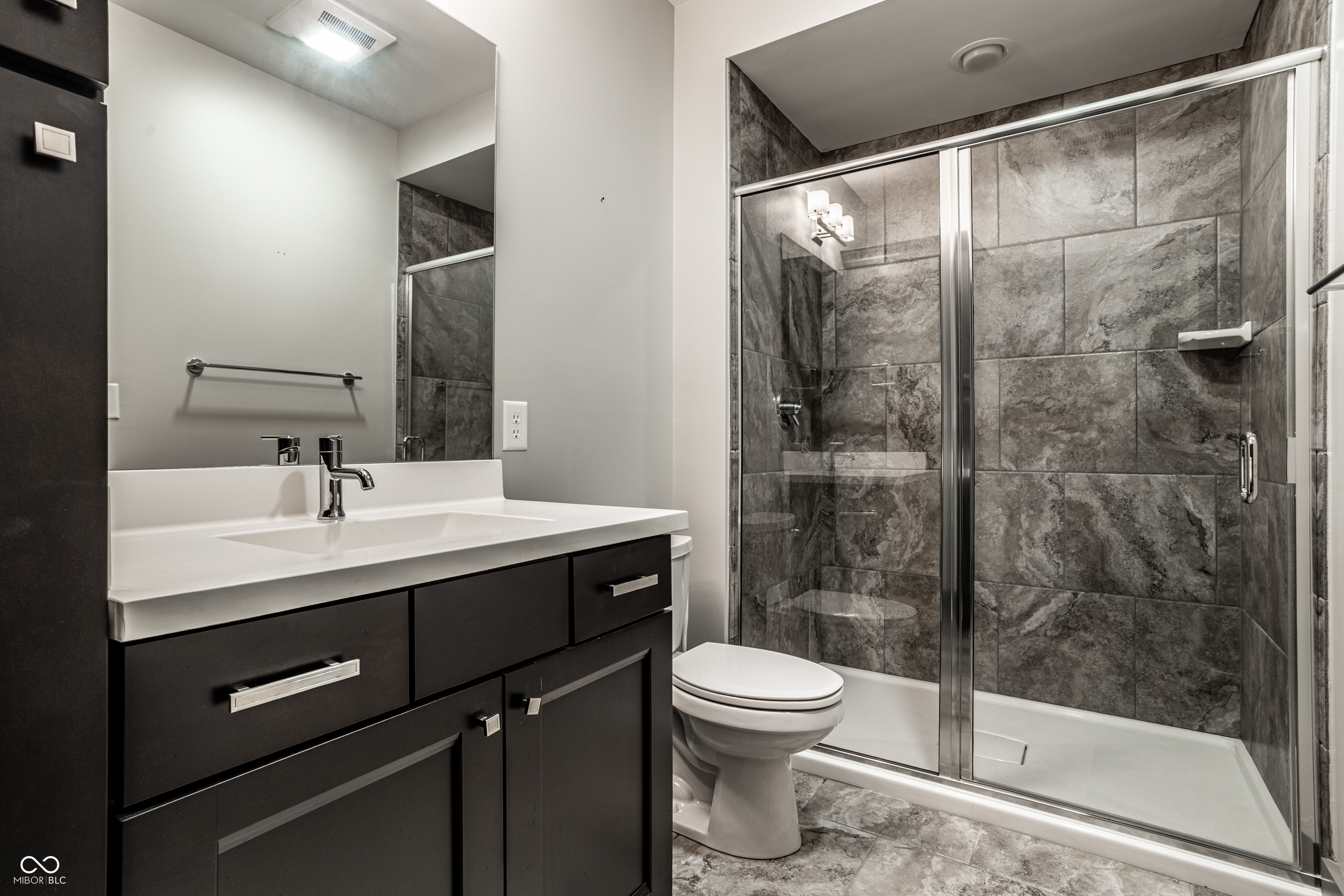7511 Pine Valley