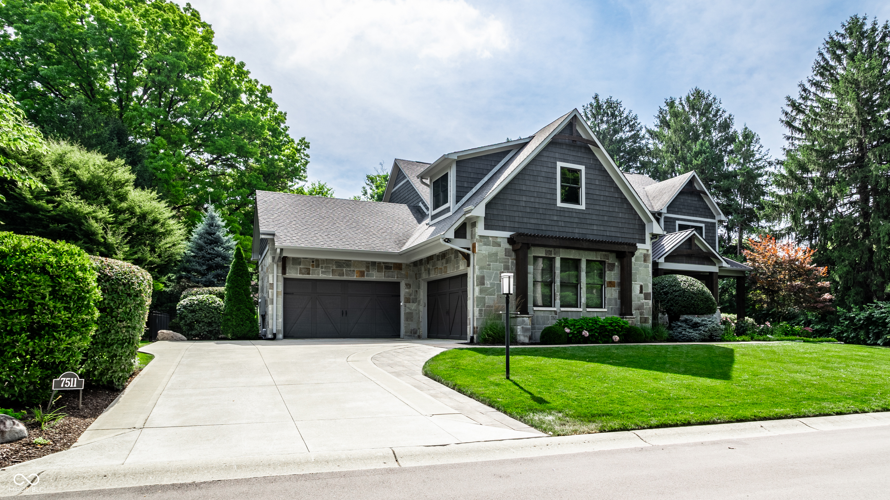 7511 Pine Valley