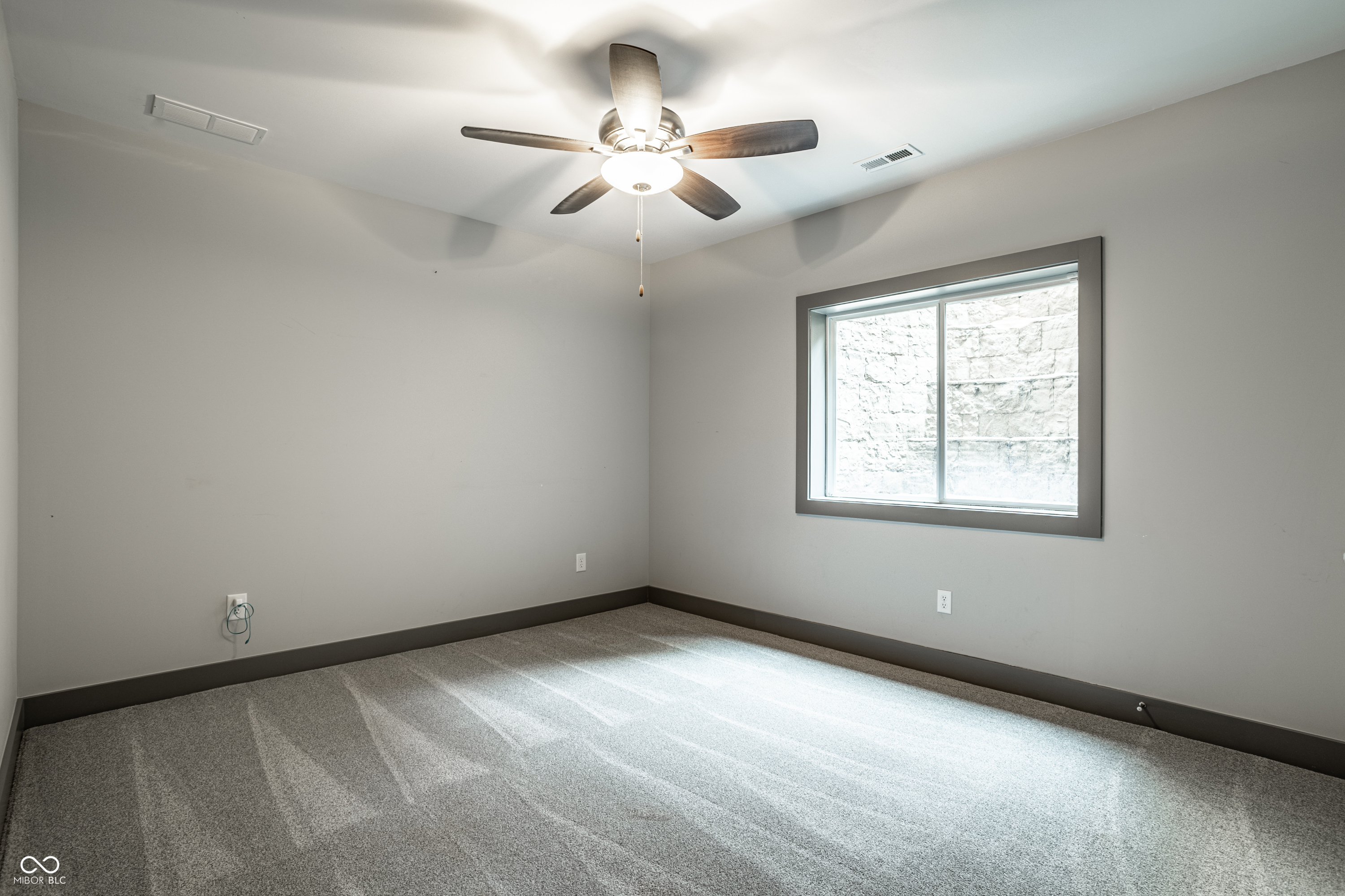 7511 Pine Valley