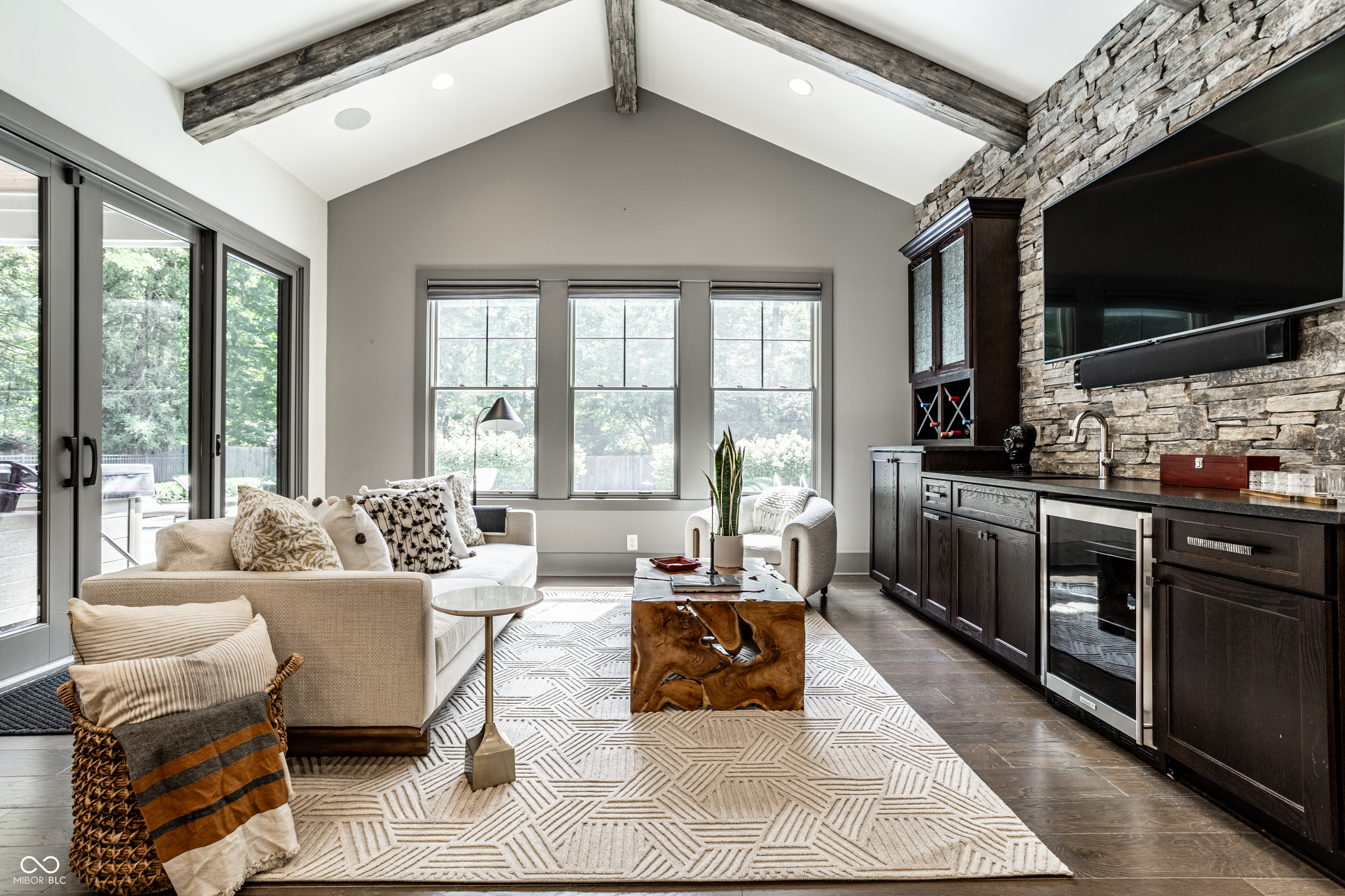 7511 Pine Valley