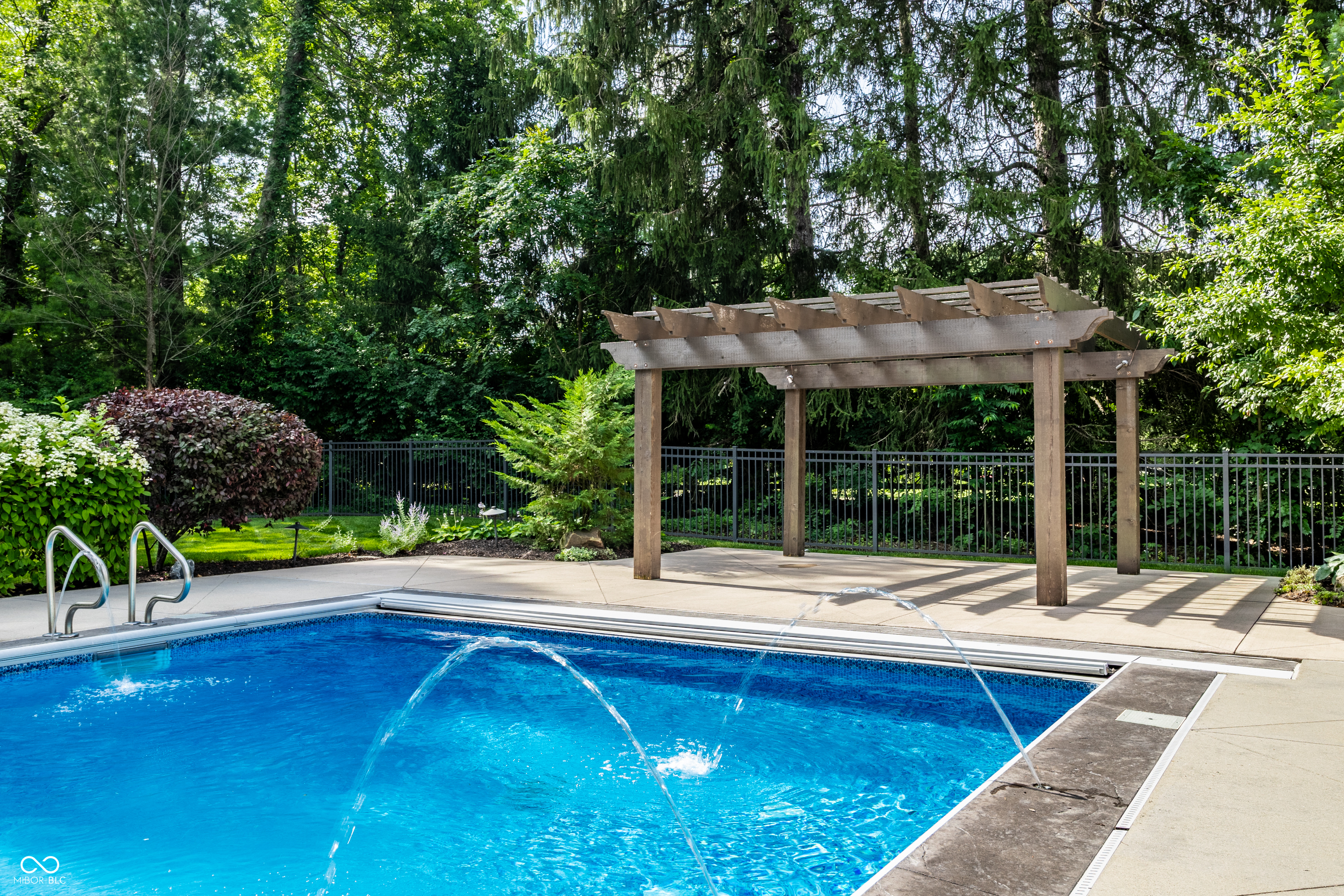 7511 Pine Valley