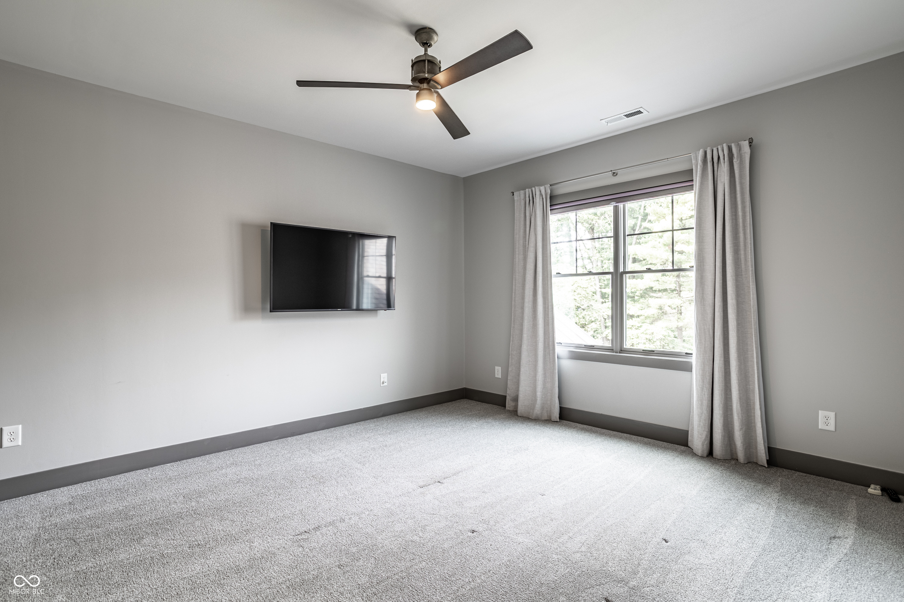 7511 Pine Valley