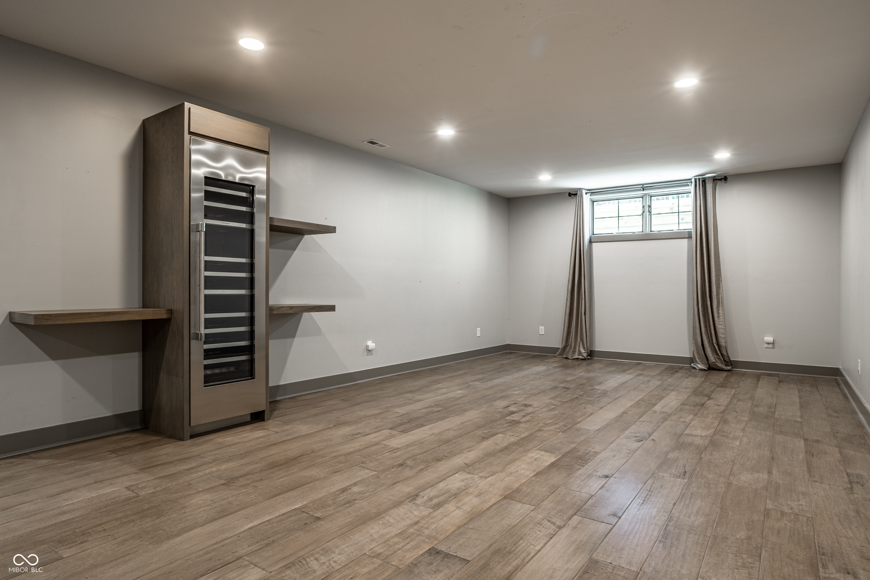 7511 Pine Valley