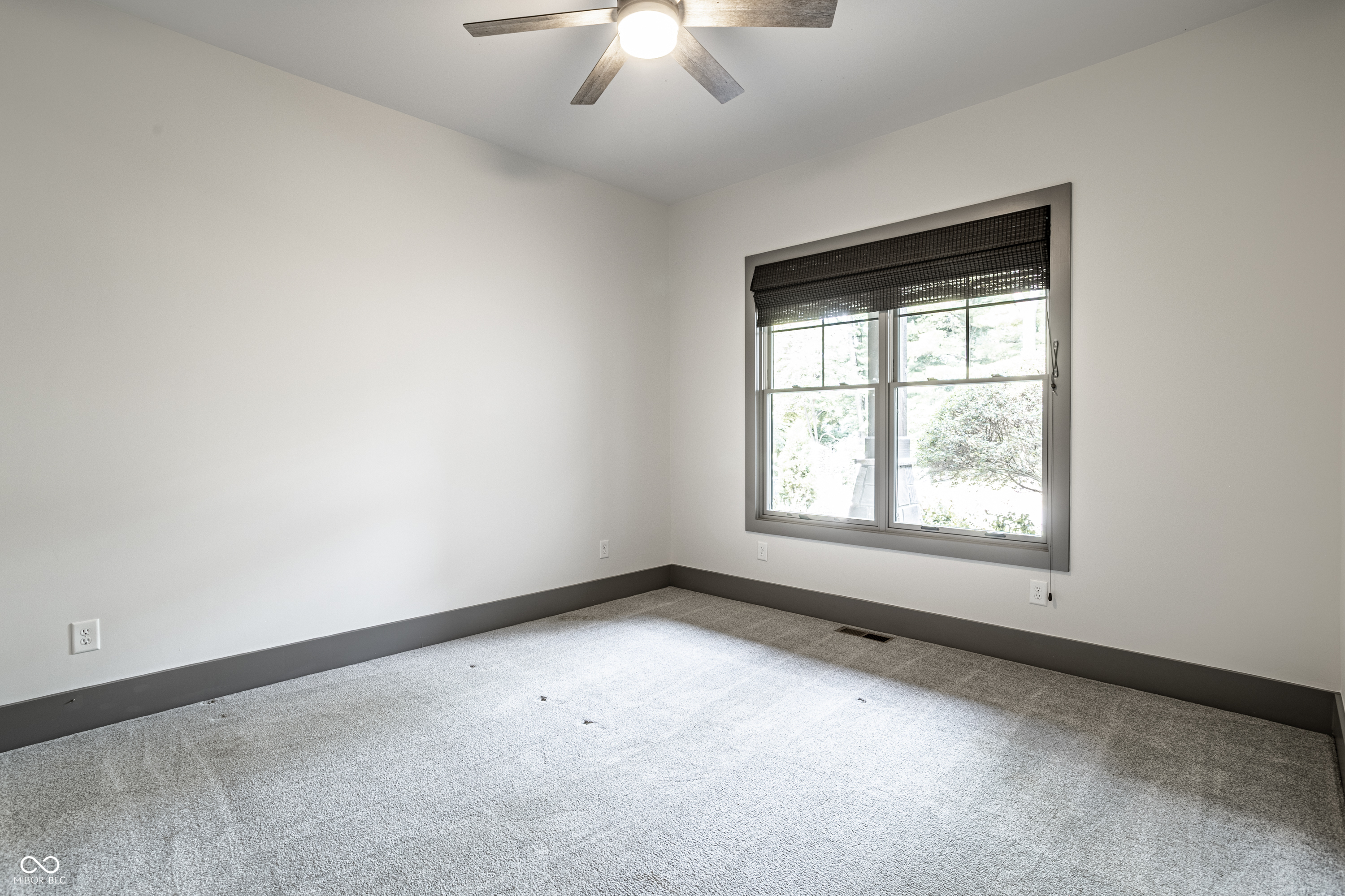 7511 Pine Valley