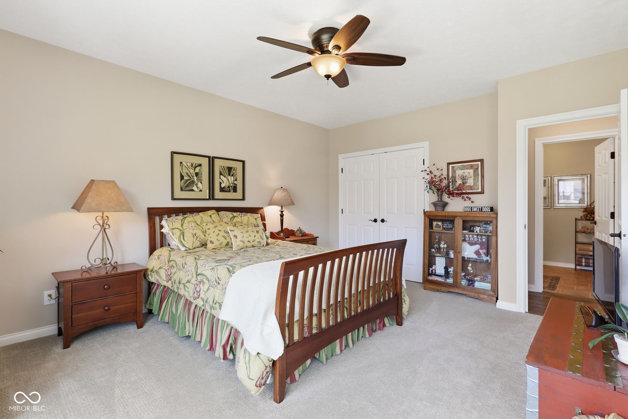 11240 Blackwalnut Point
