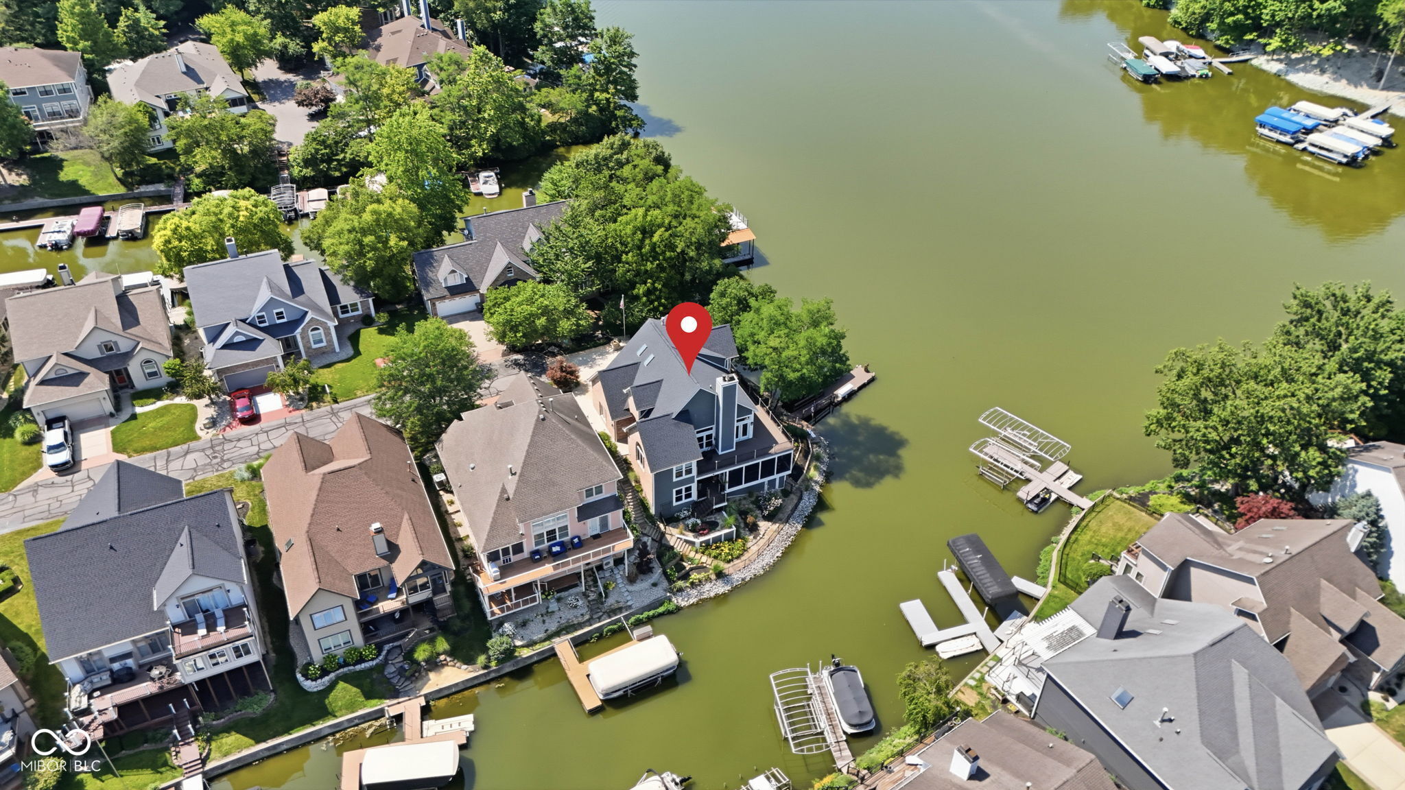 11240 Blackwalnut Point