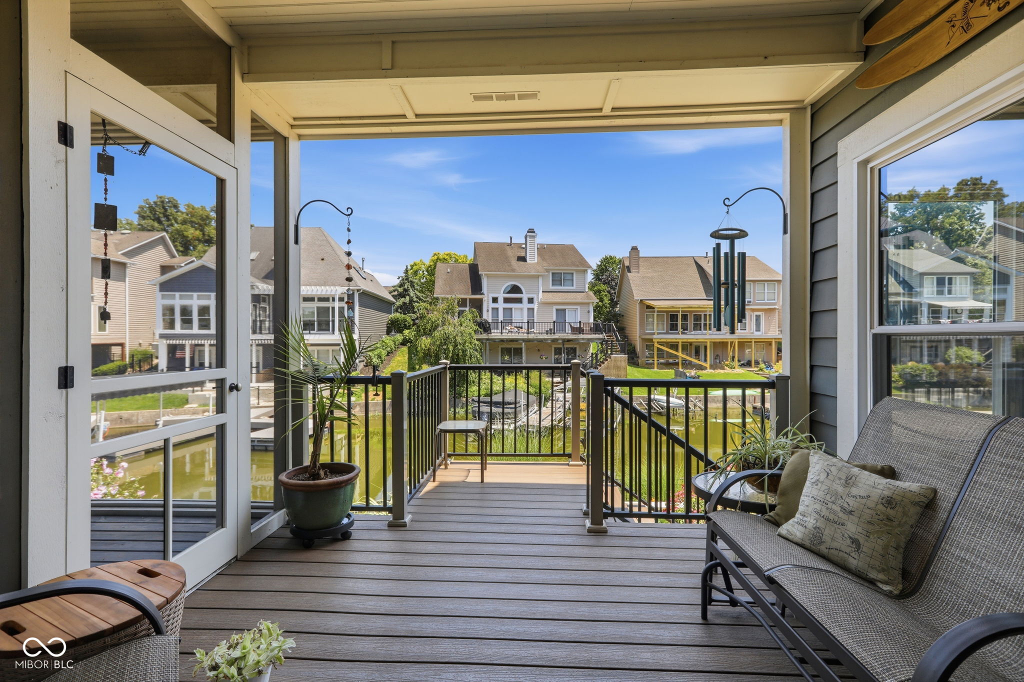 11240 Blackwalnut Point