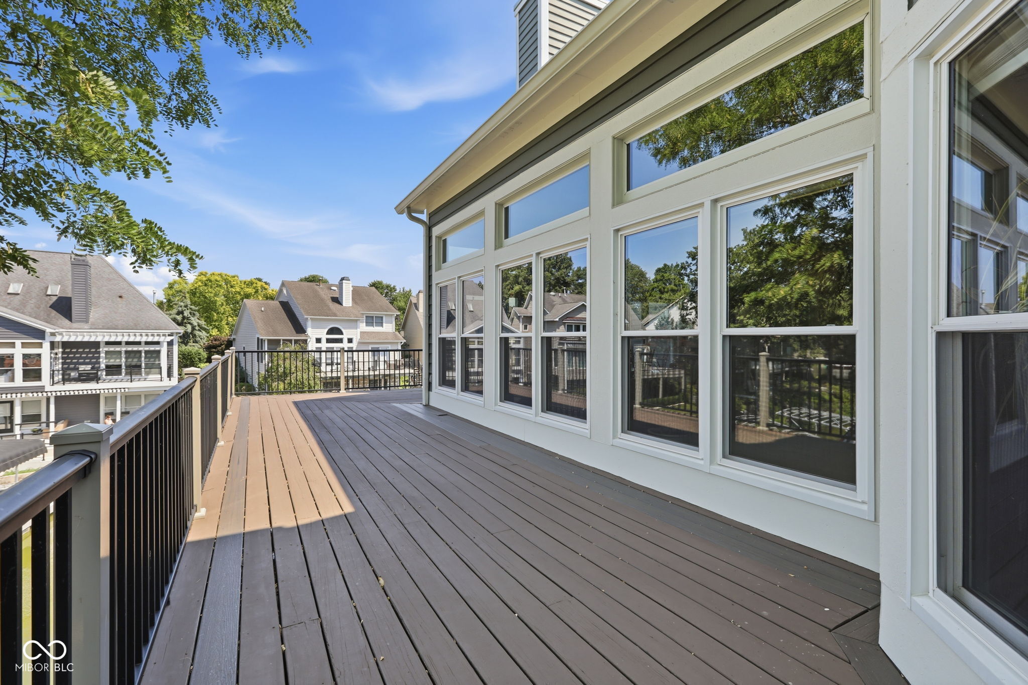 11240 Blackwalnut Point