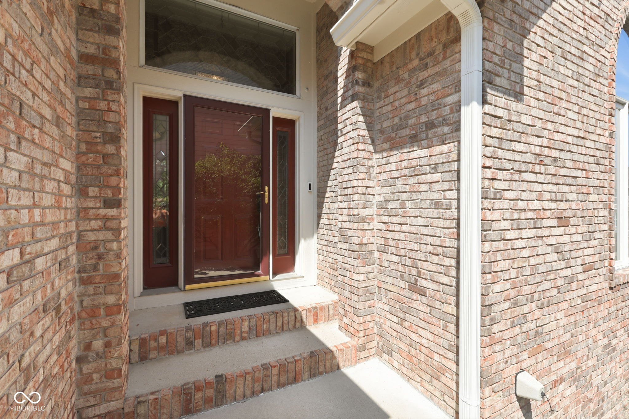 11240 Blackwalnut Point