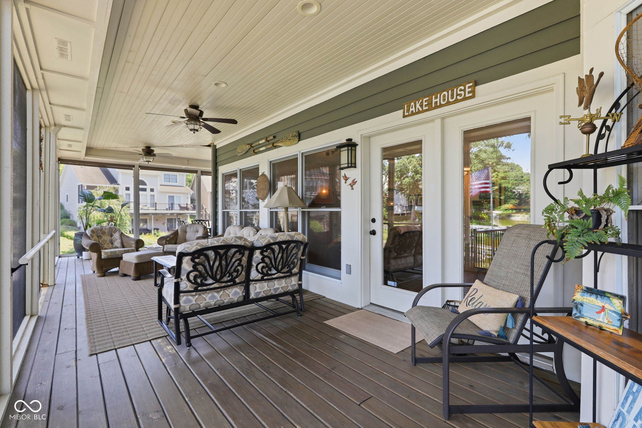 11240 Blackwalnut Point