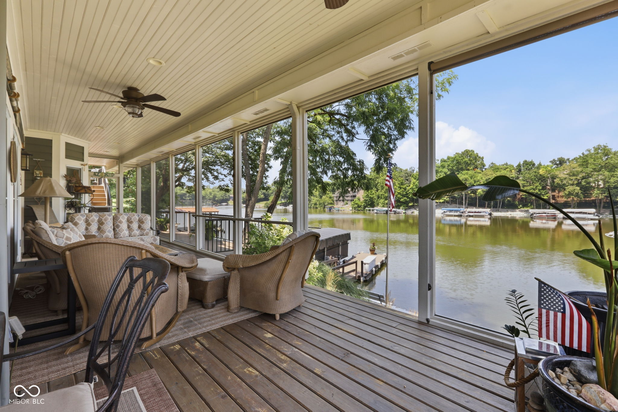 11240 Blackwalnut Point