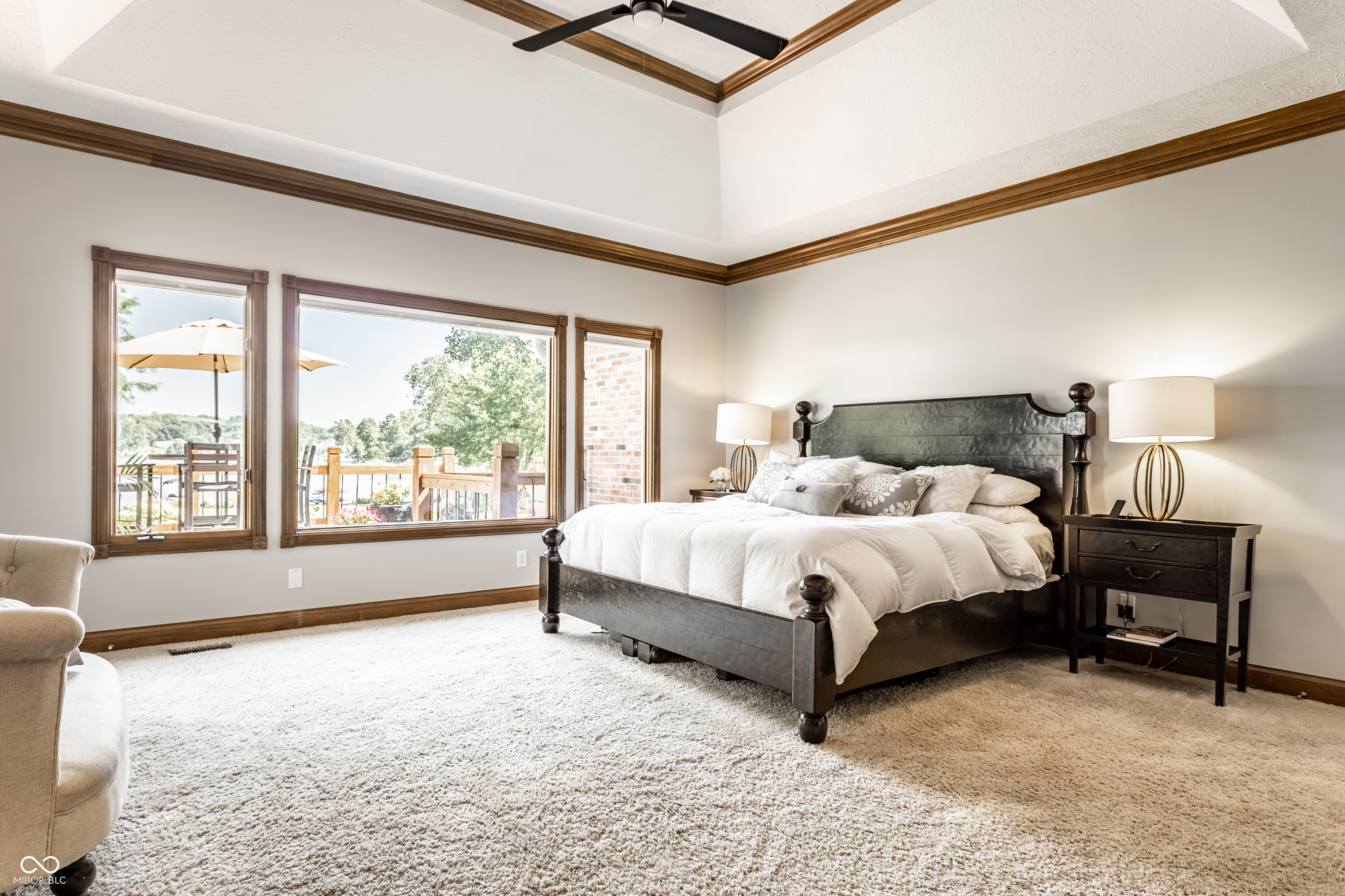 5704 E Fall Creek Parkway North Drive