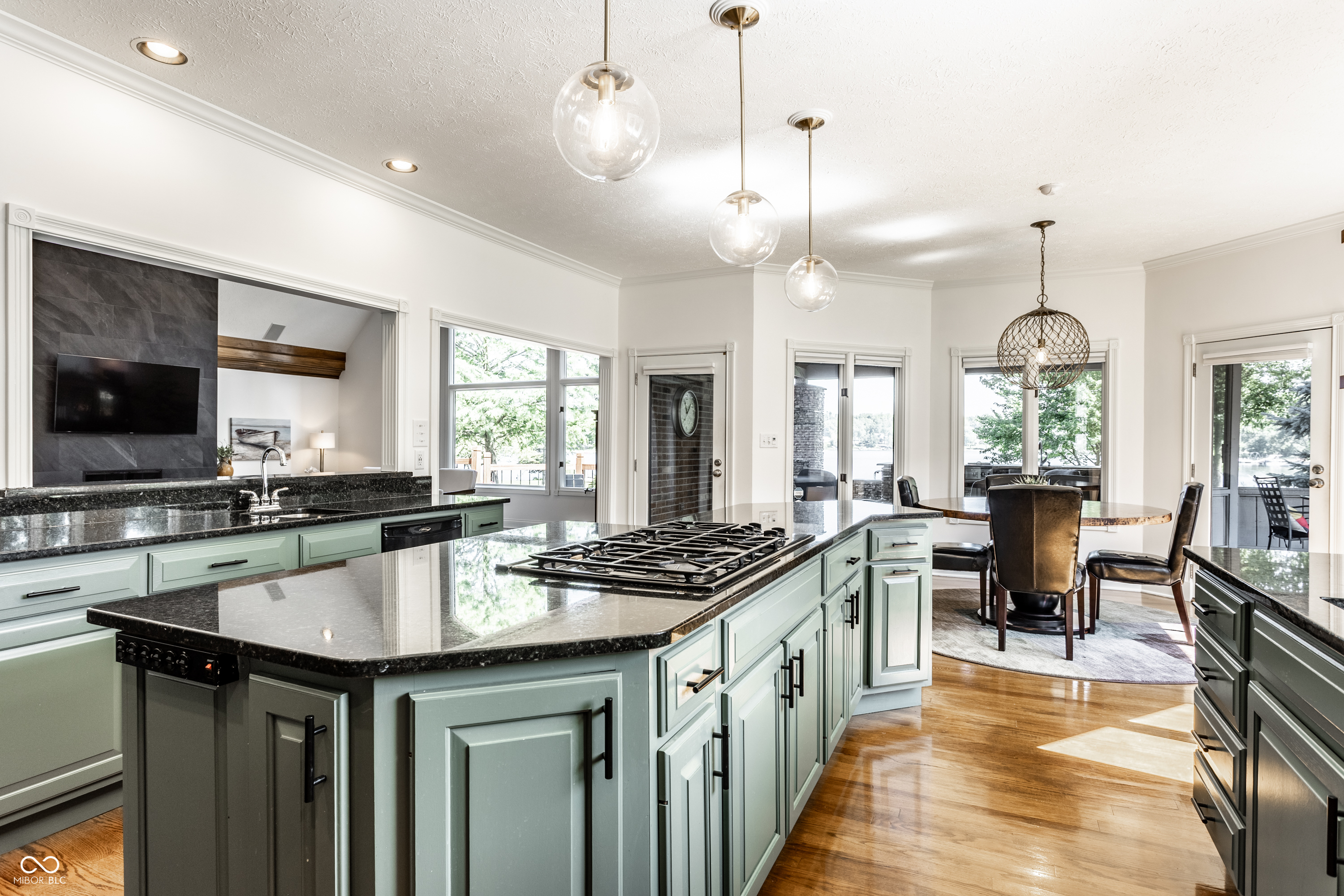 5704 E Fall Creek Parkway North Drive