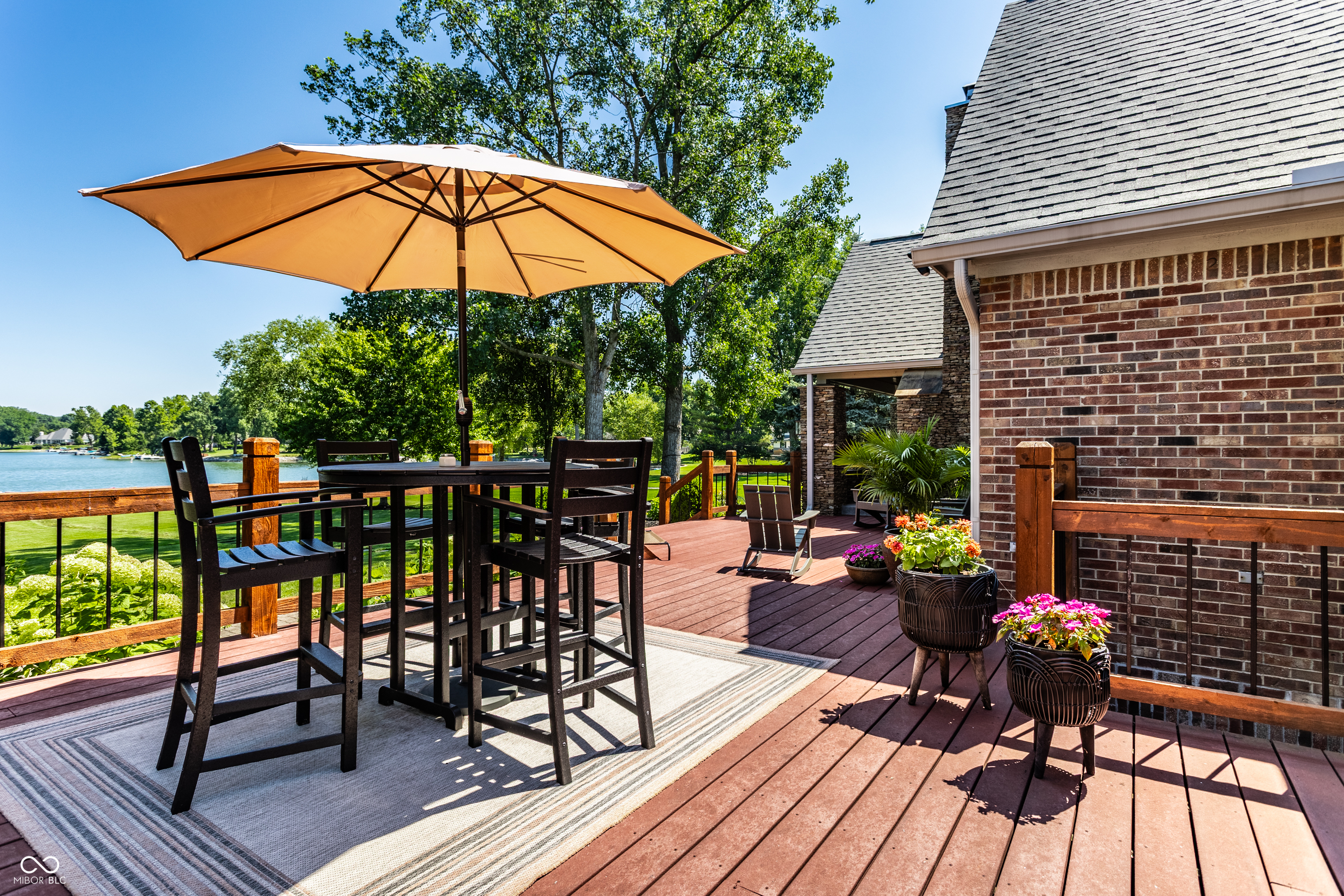 5704 E Fall Creek Parkway North Drive