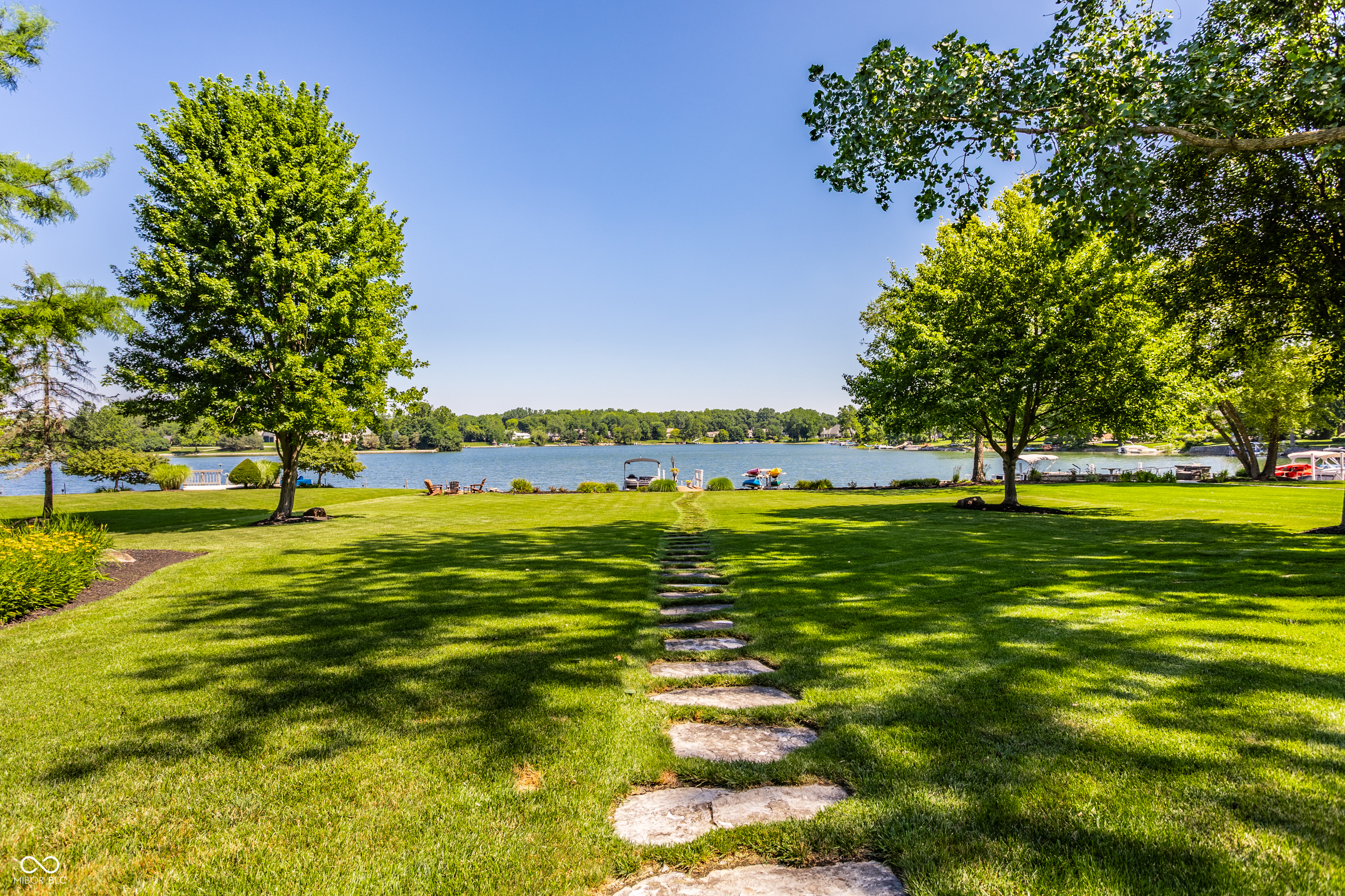 5704 E Fall Creek Parkway North Drive