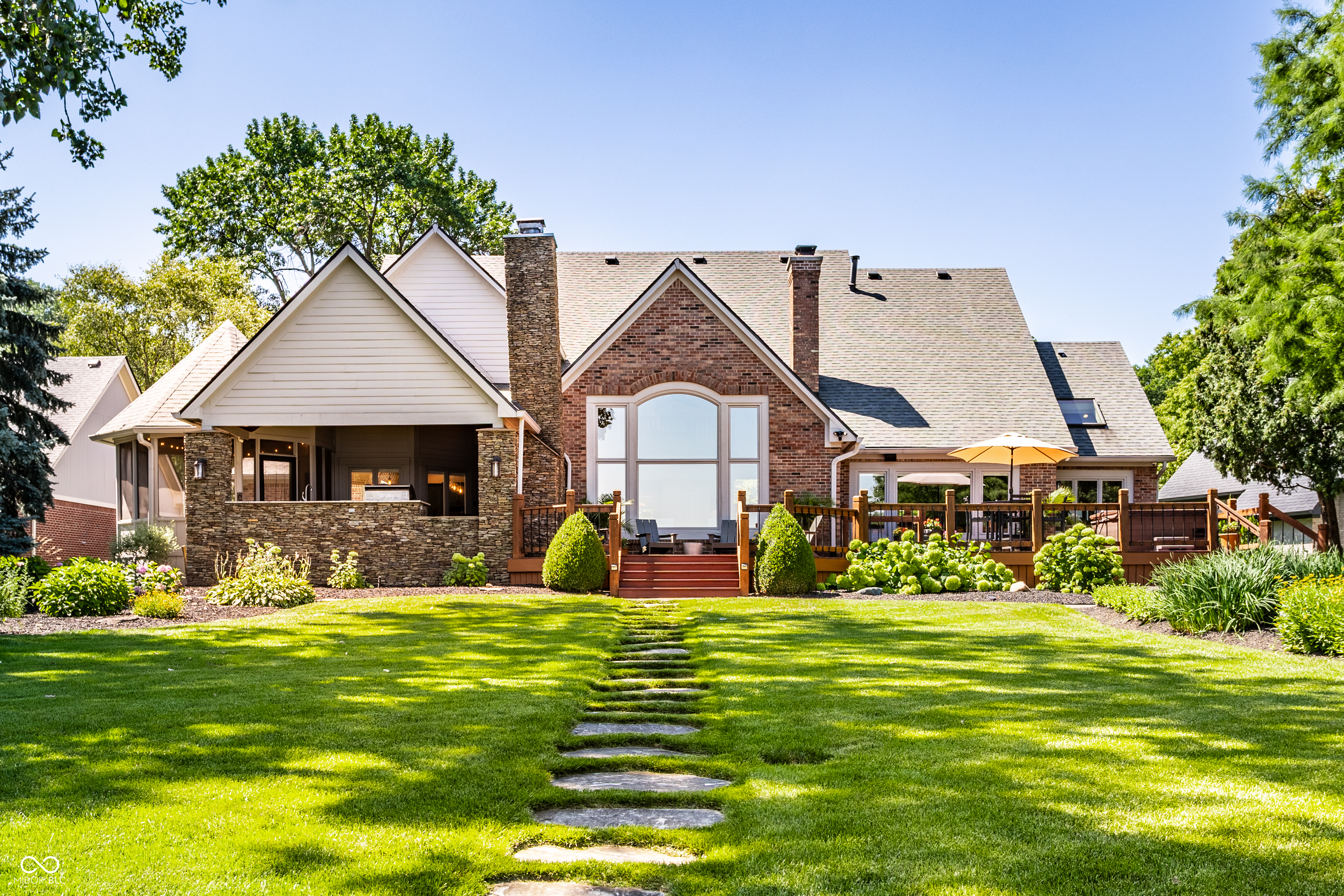 5704 E Fall Creek Parkway North Drive