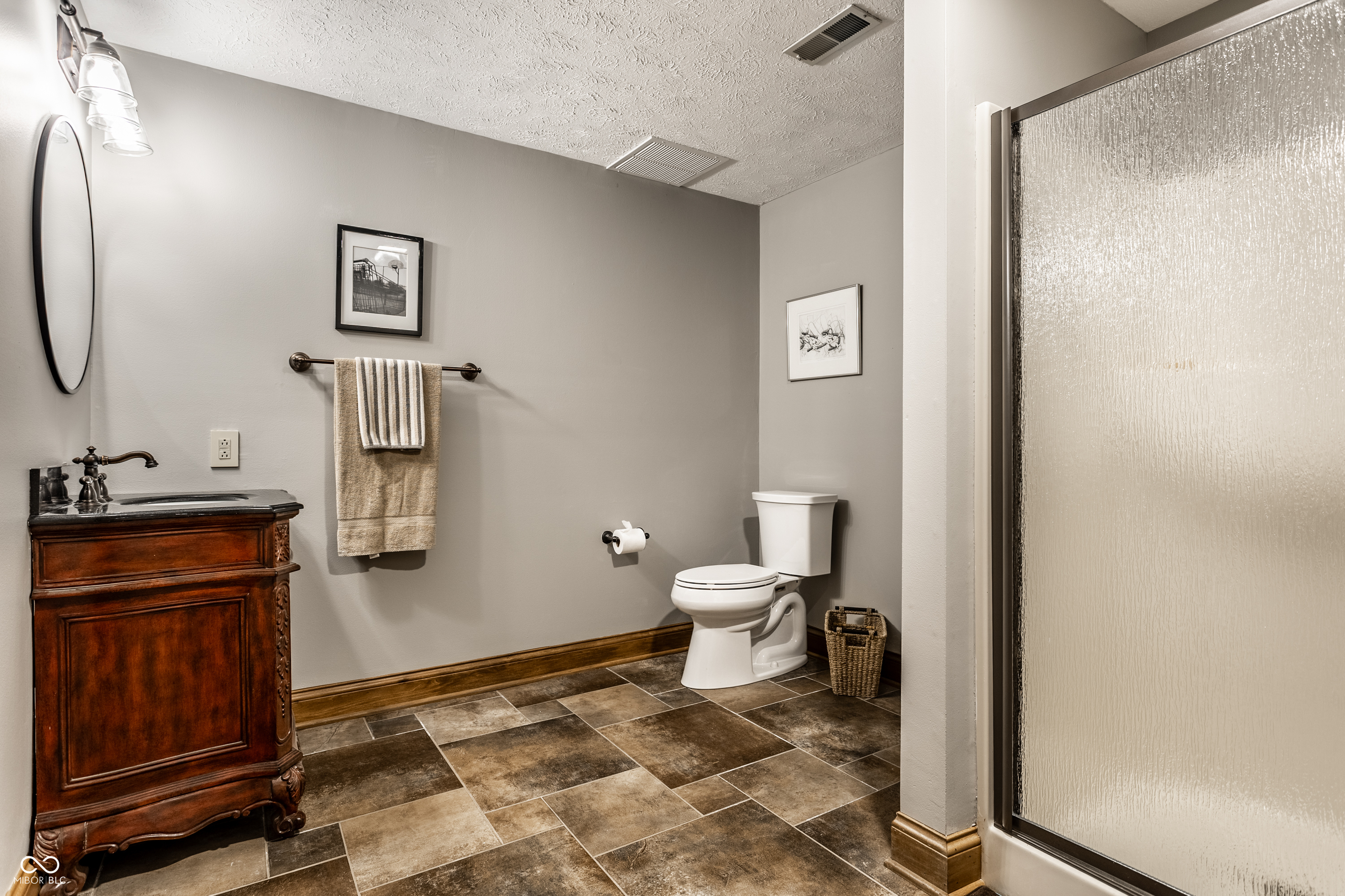 5704 E Fall Creek Parkway North Drive