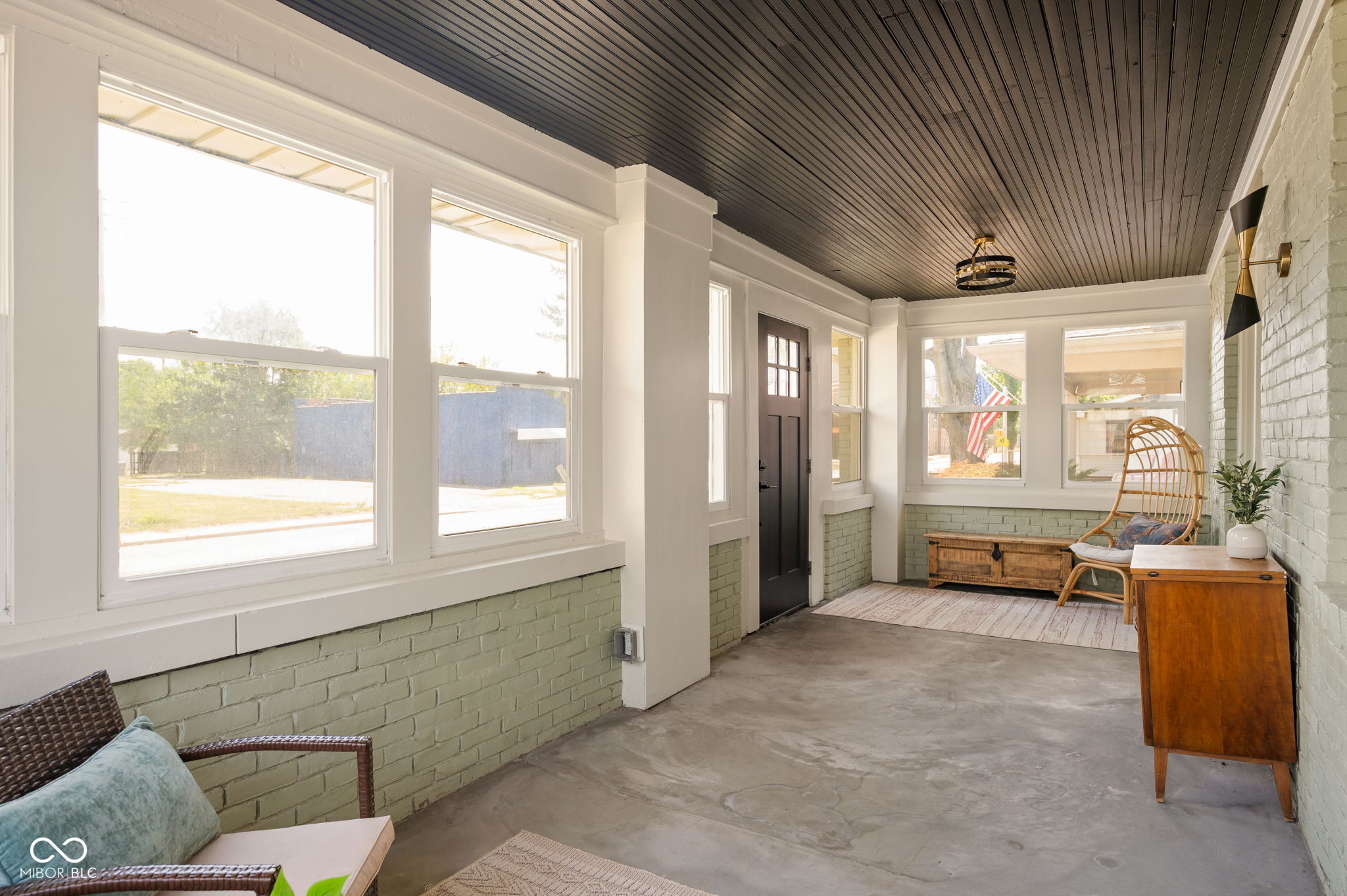 2922 Central Avenue