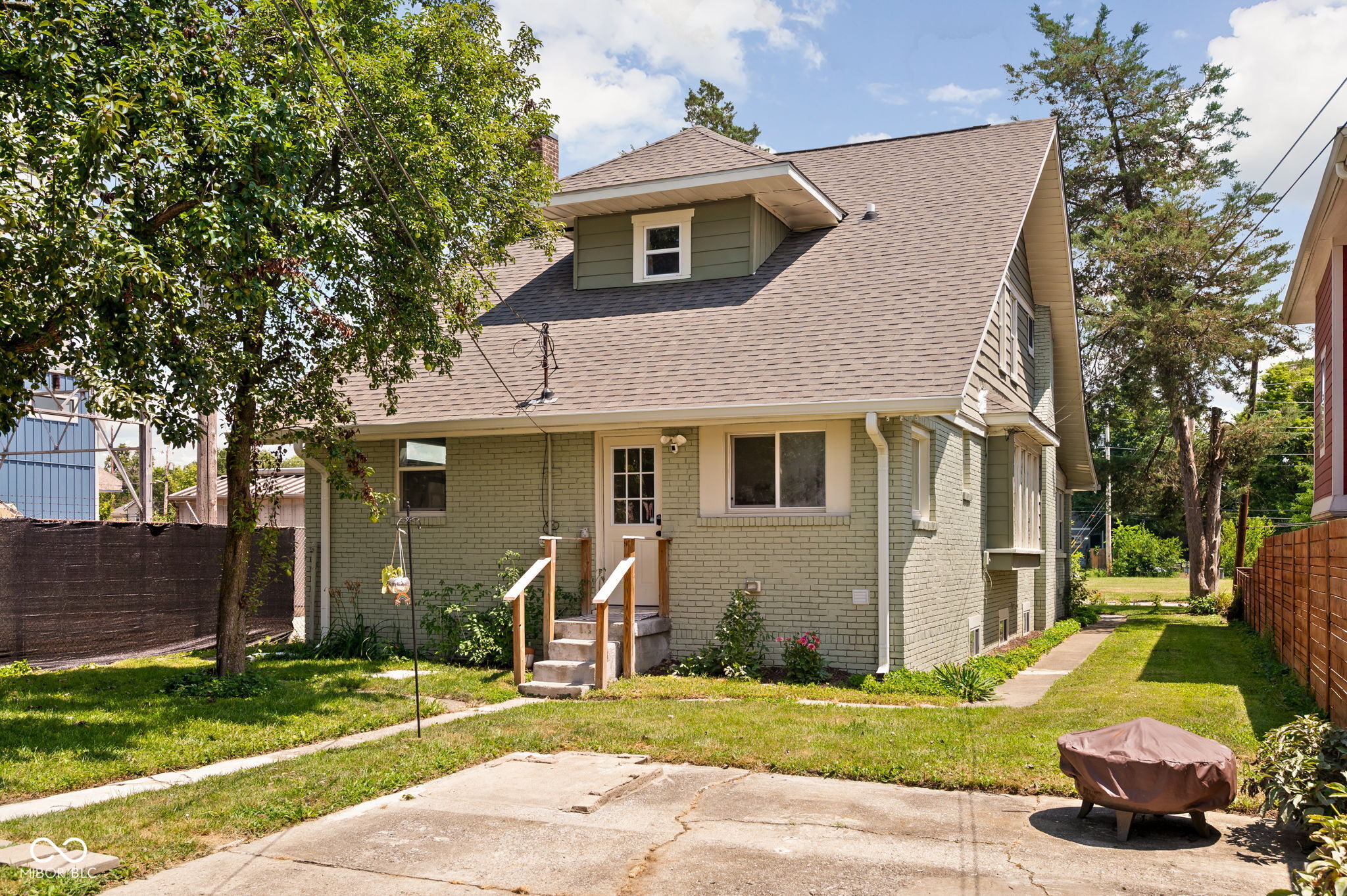 2922 Central Avenue