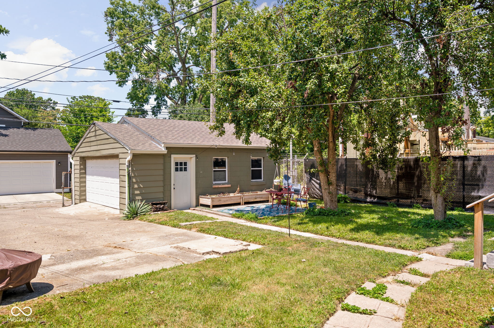 2922 Central Avenue