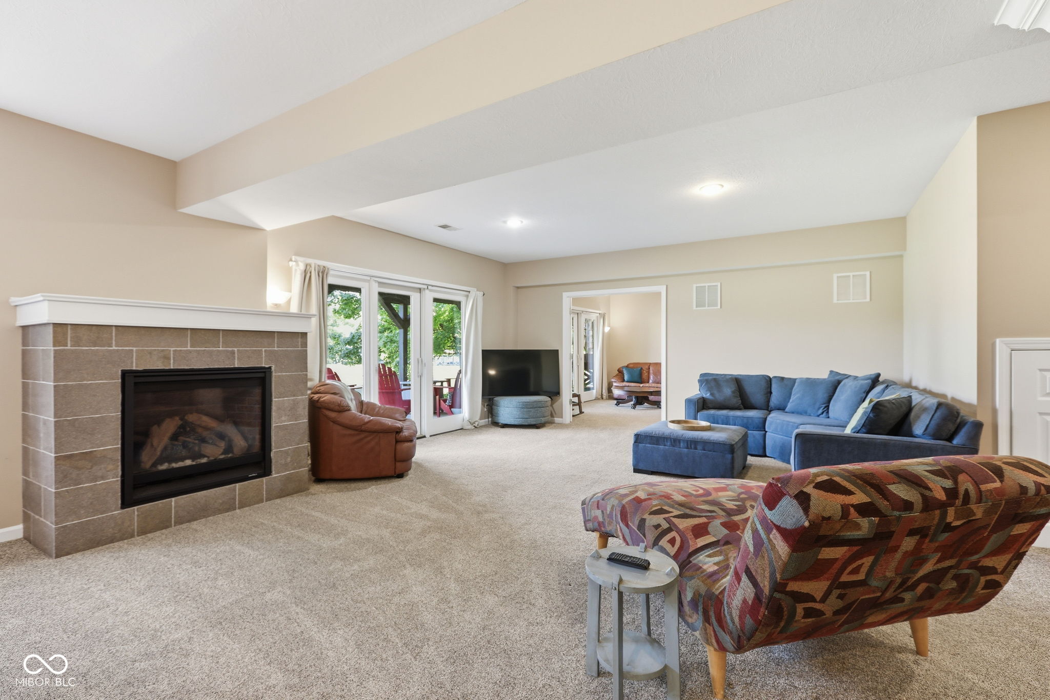 6602 Royal Oakland N