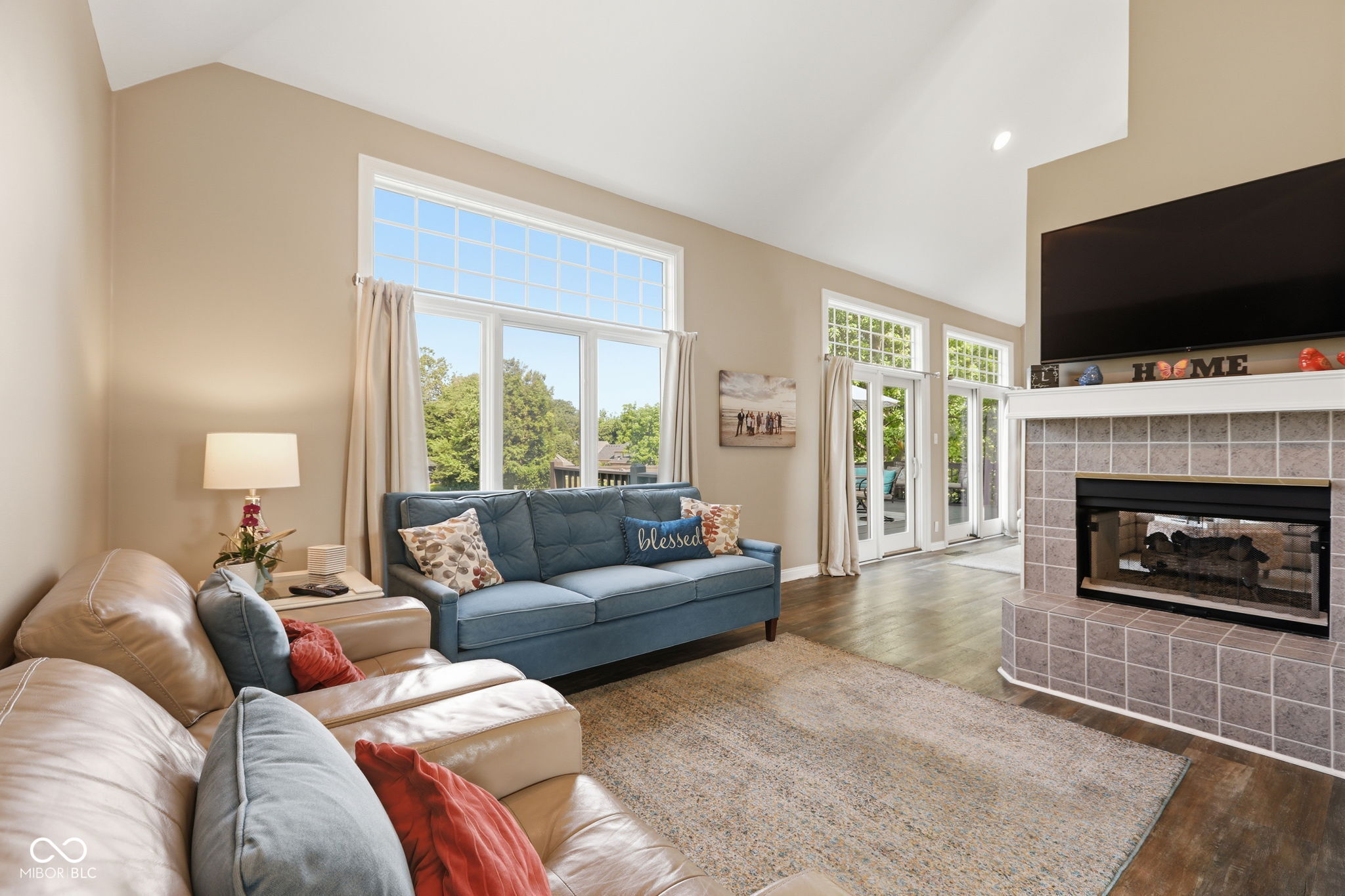 6602 Royal Oakland N