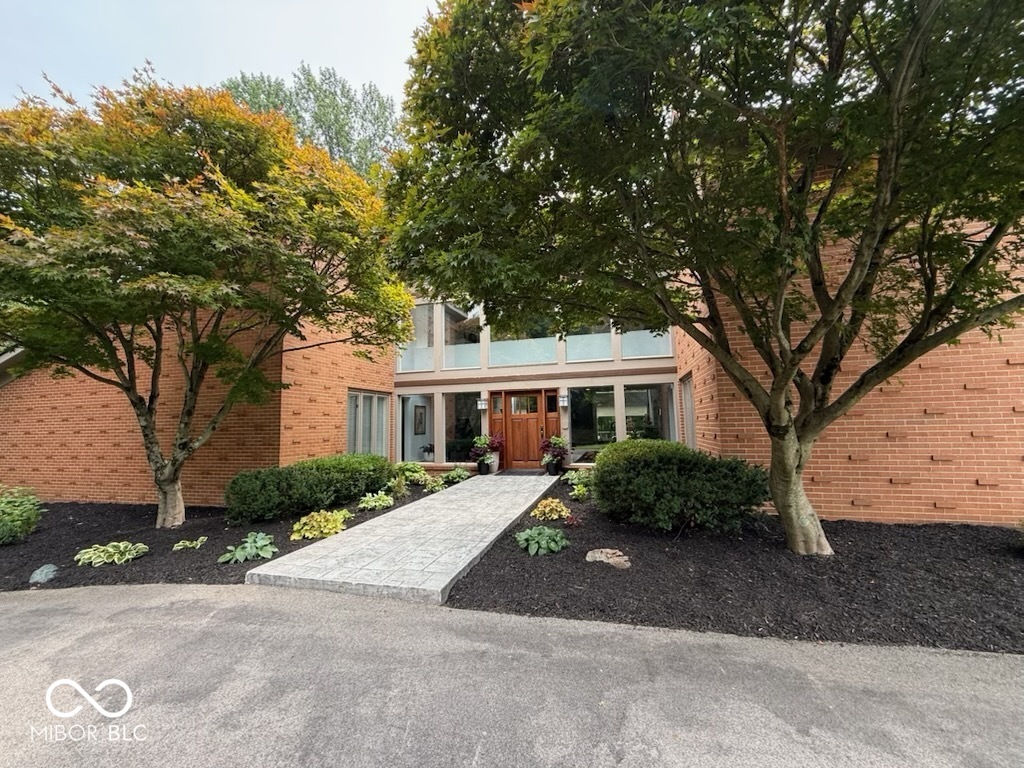 9009 Shetland Court