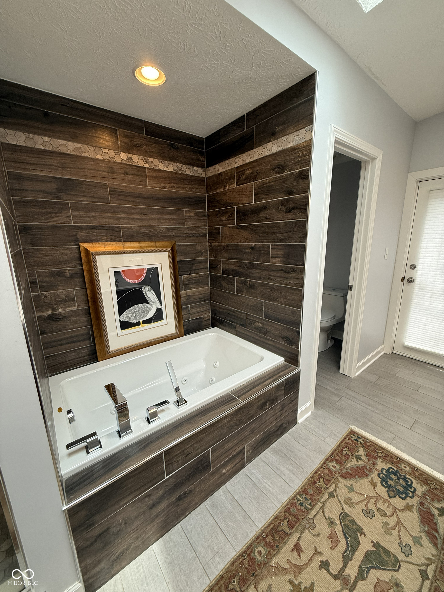 9009 Shetland Court