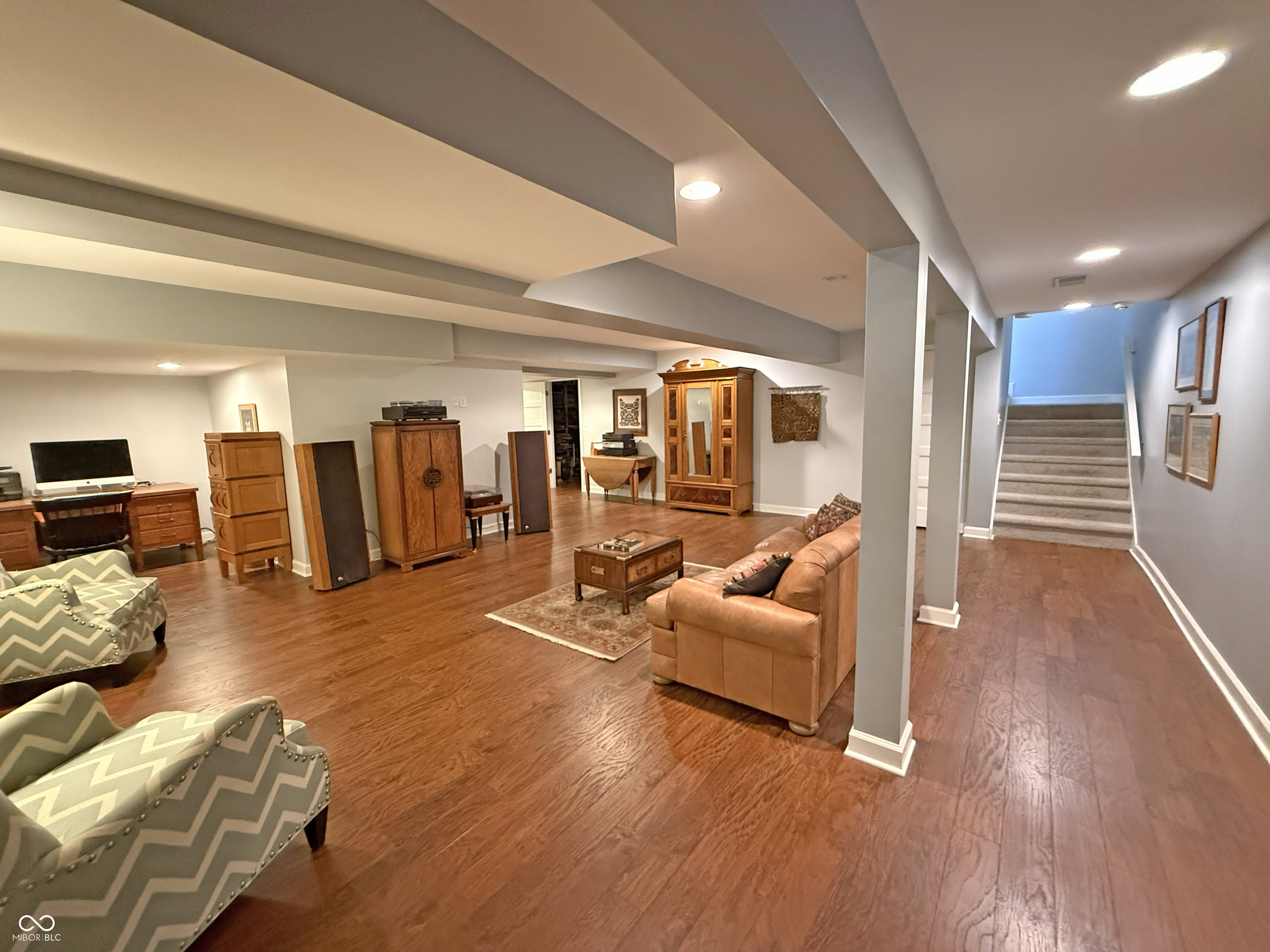 9009 Shetland Court