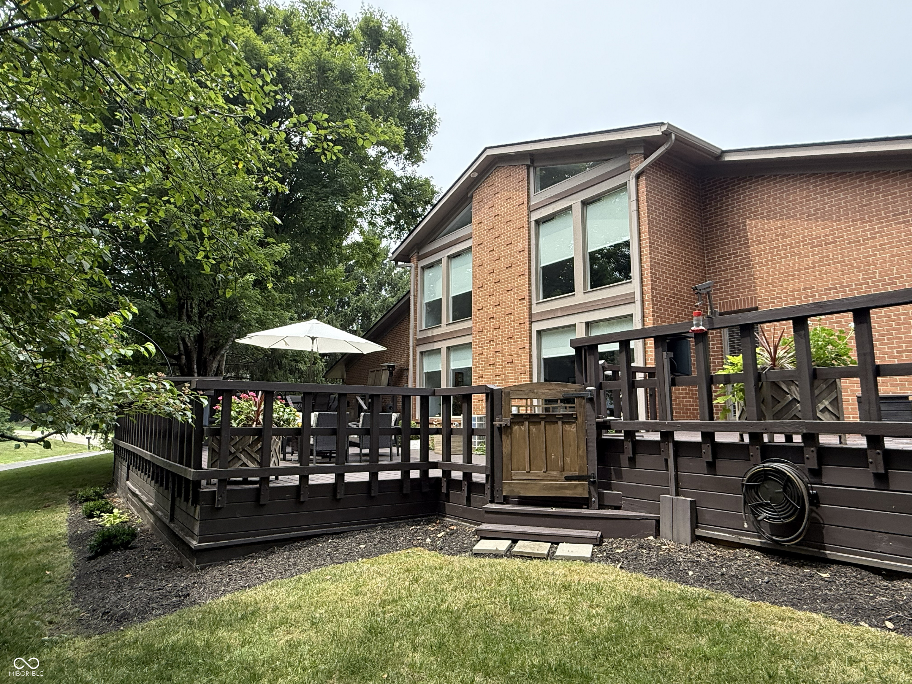 9009 Shetland Court
