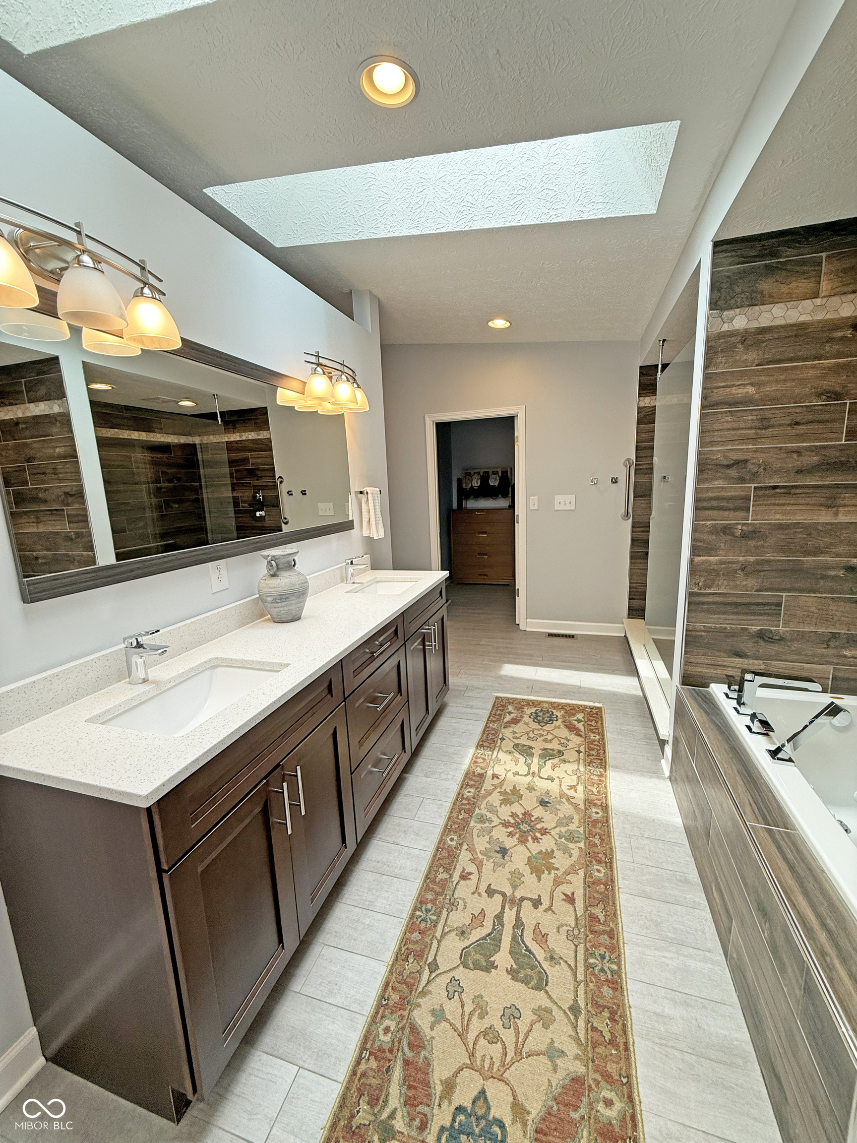 9009 Shetland Court