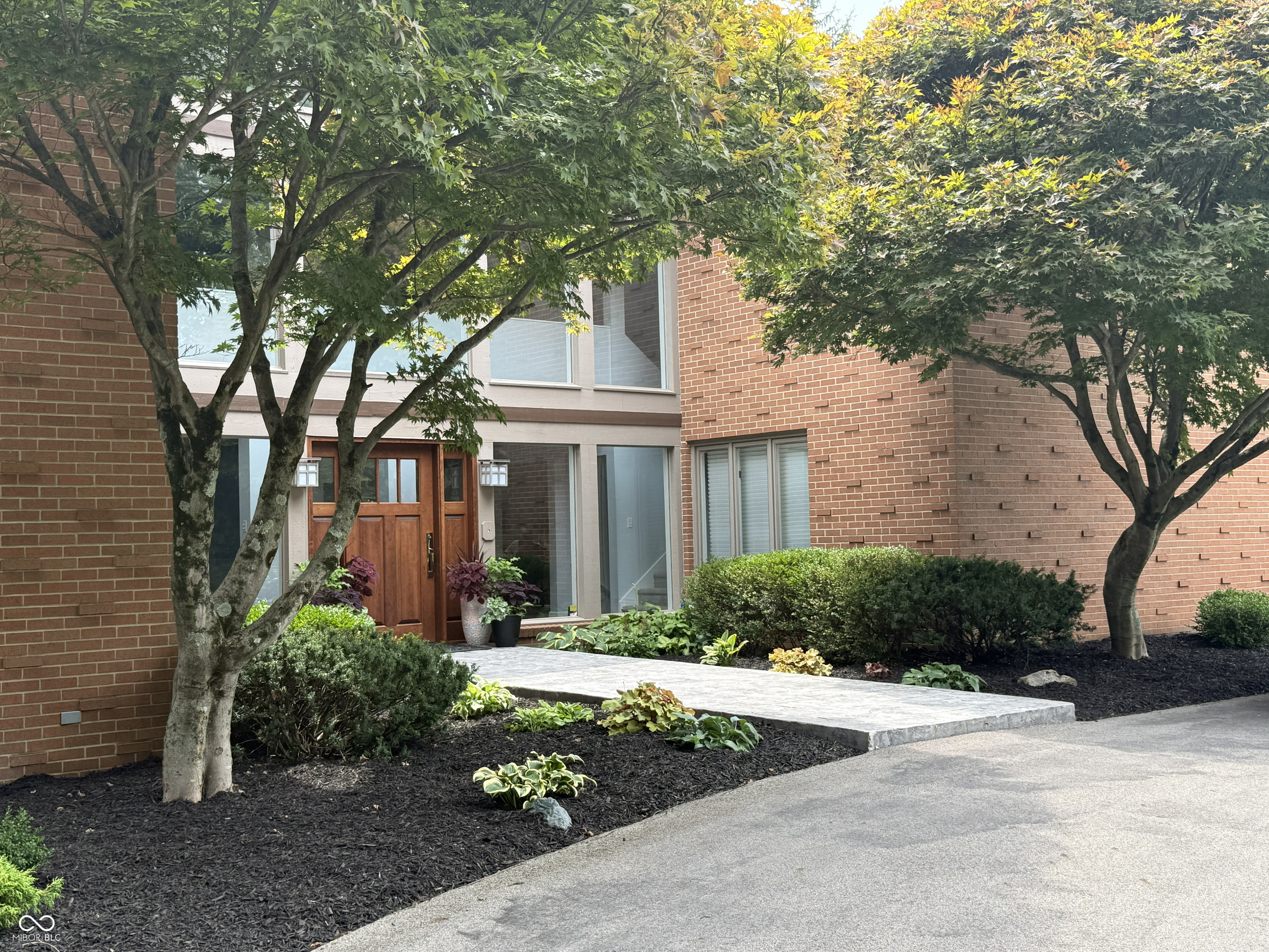 9009 Shetland Court