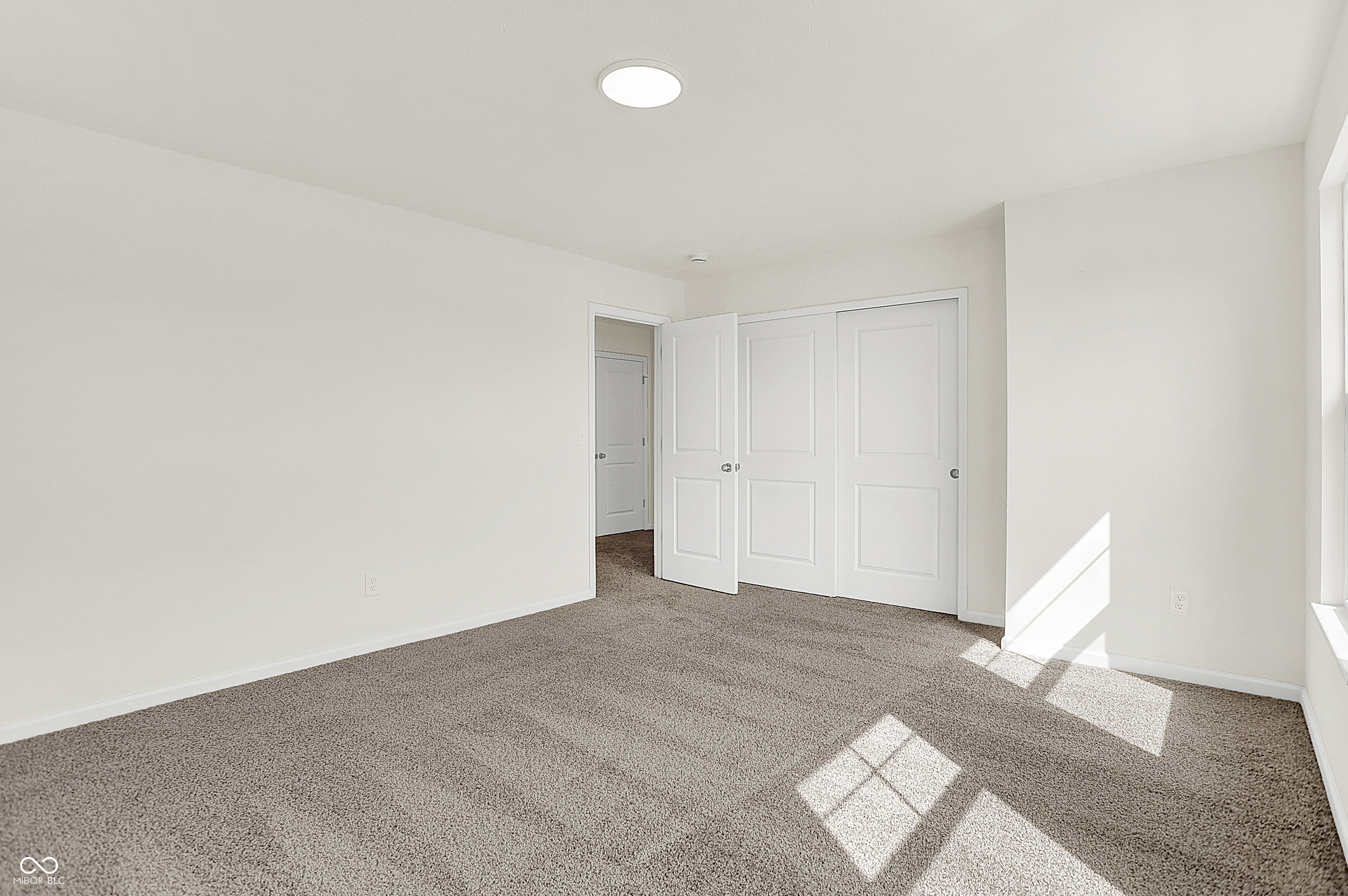 3935 Sandpiper Way