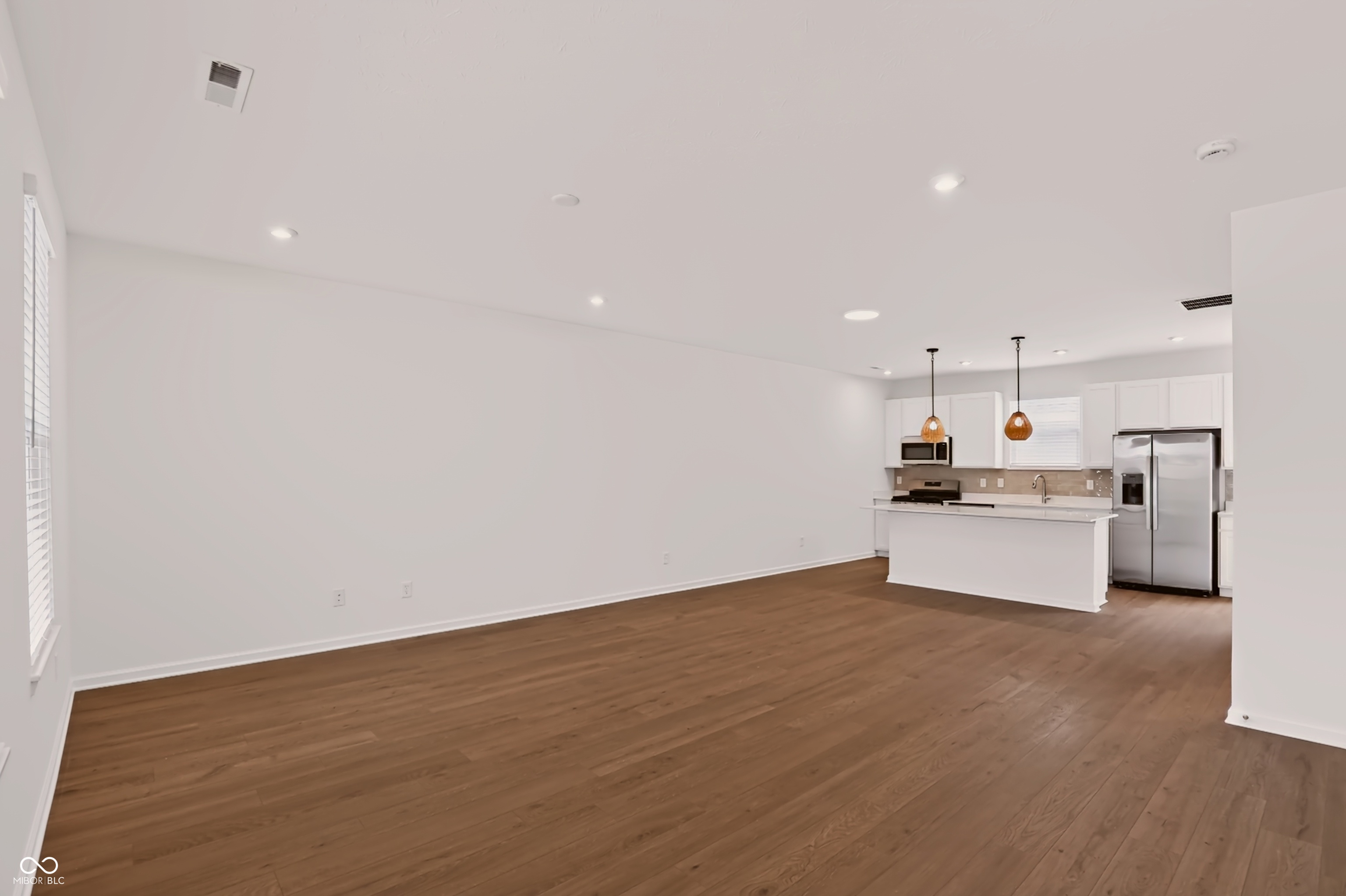 3935 Sandpiper Way