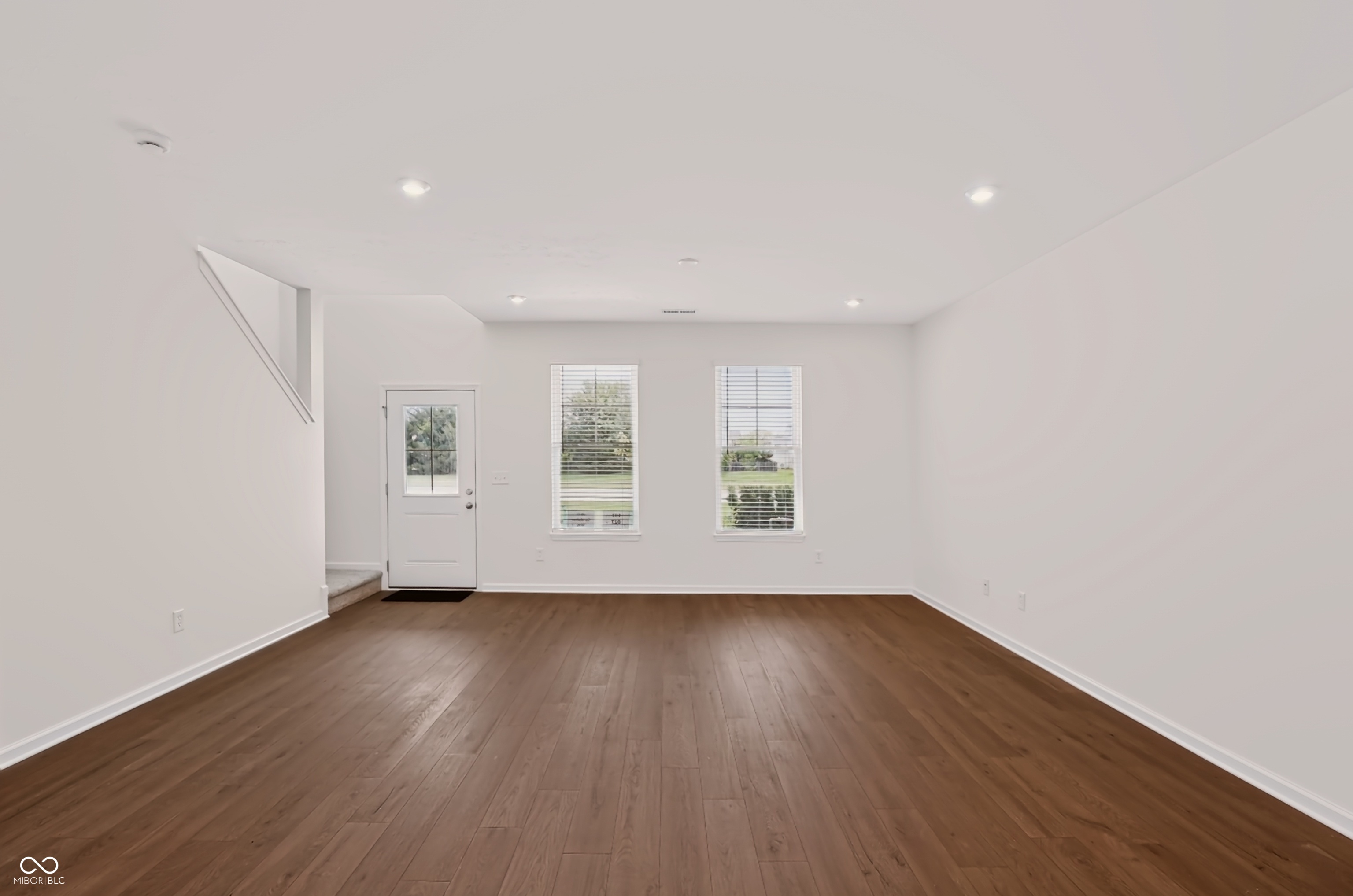 3935 Sandpiper Way