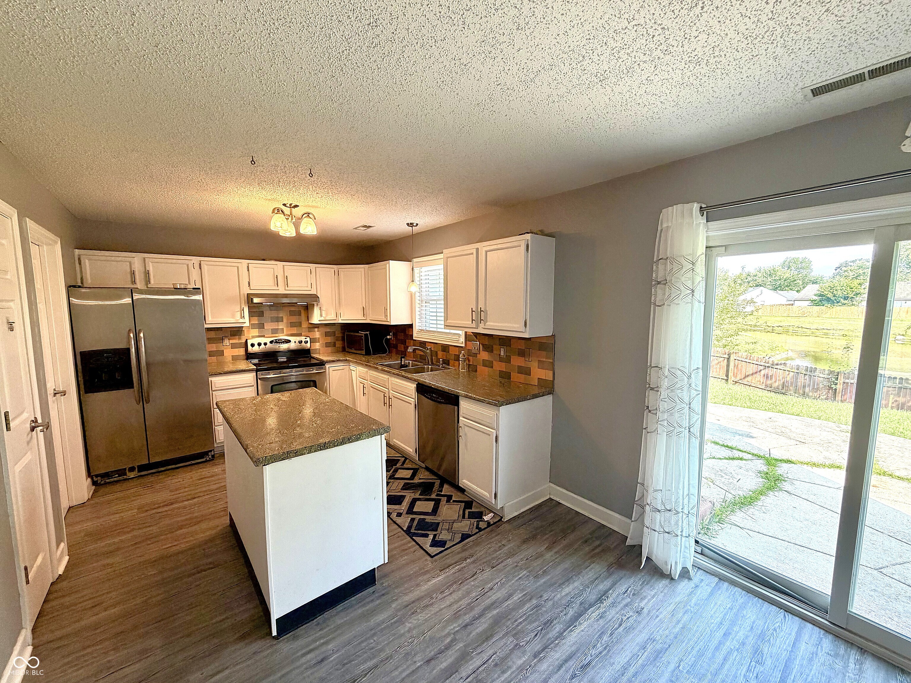 2933 Cooperland Court