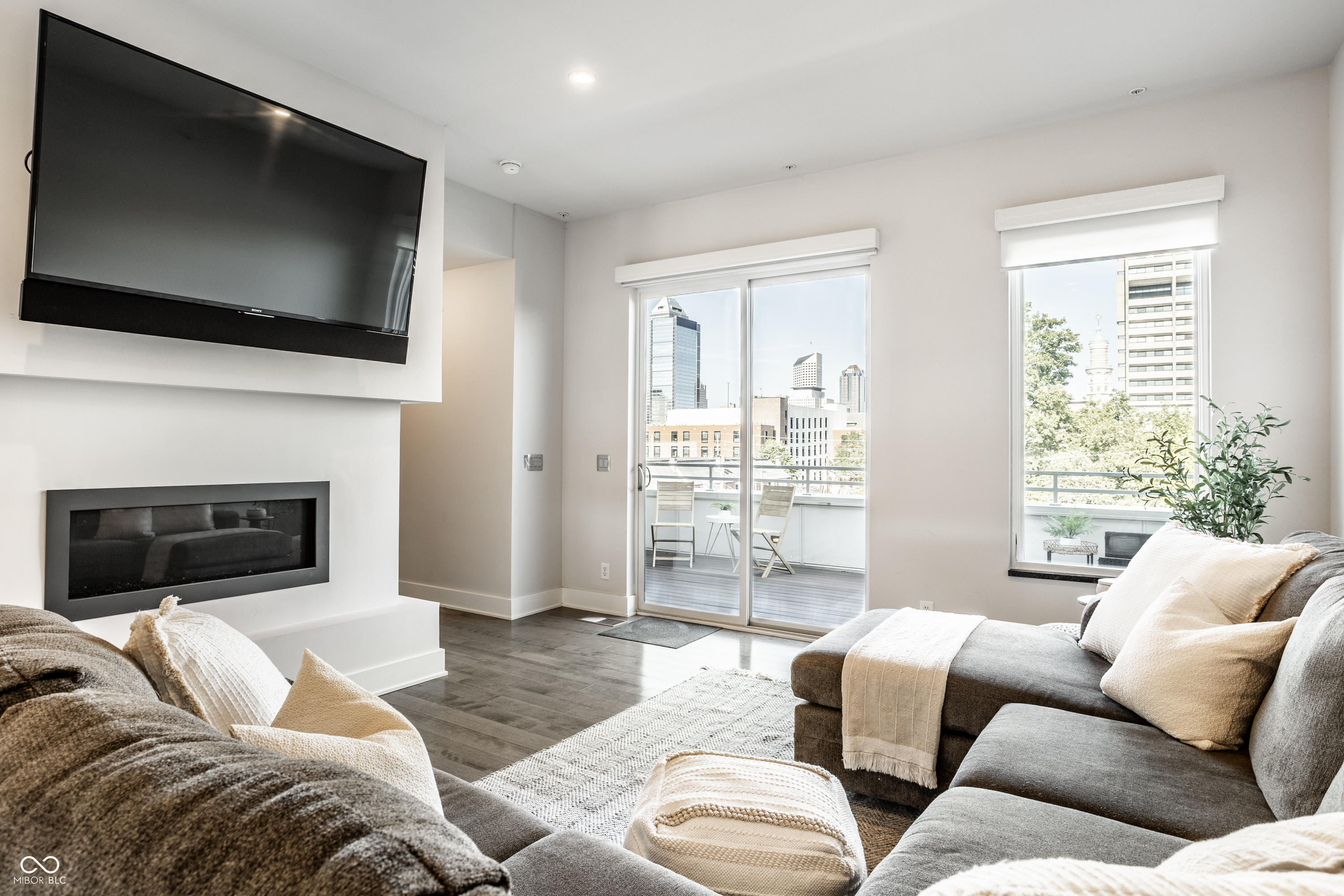 504 N Park Avenue Unit: 9