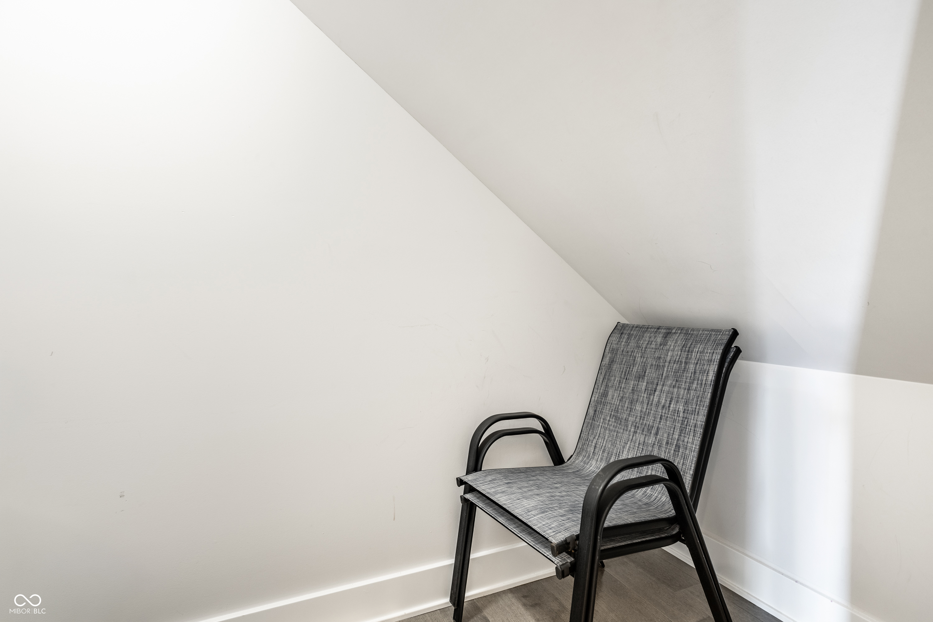 504 N Park Avenue Unit: 9