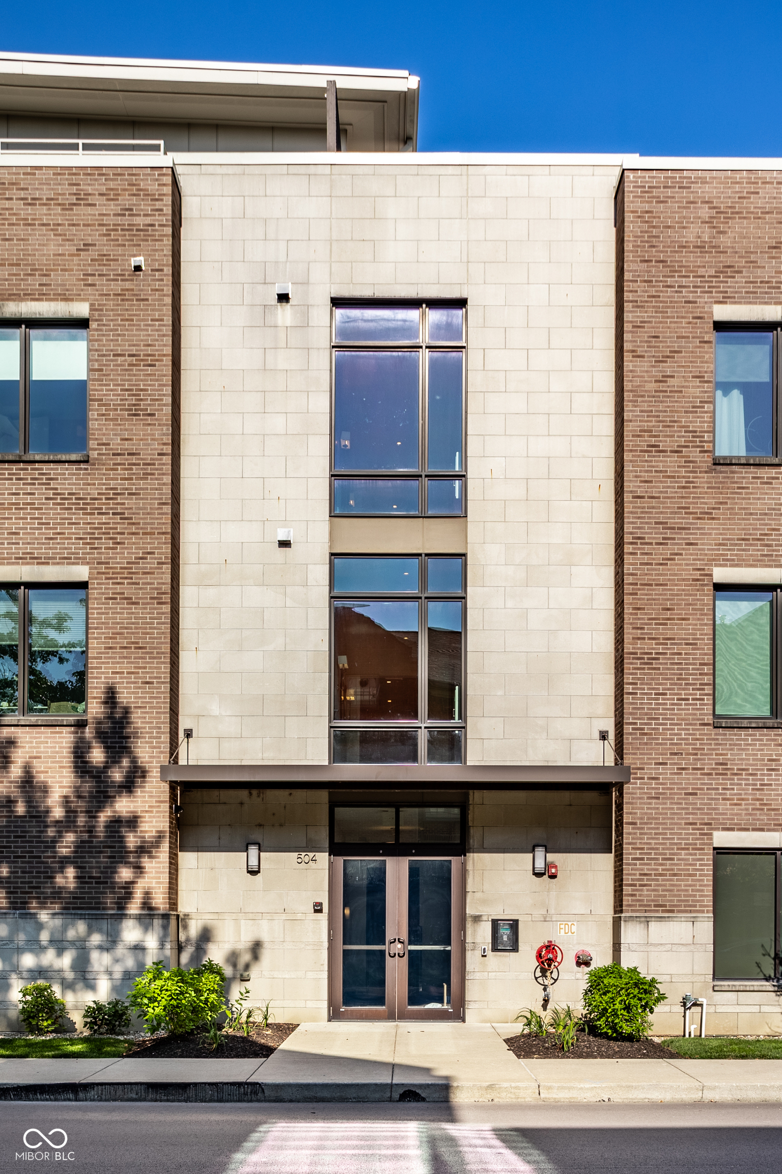 504 N Park Avenue Unit: 9