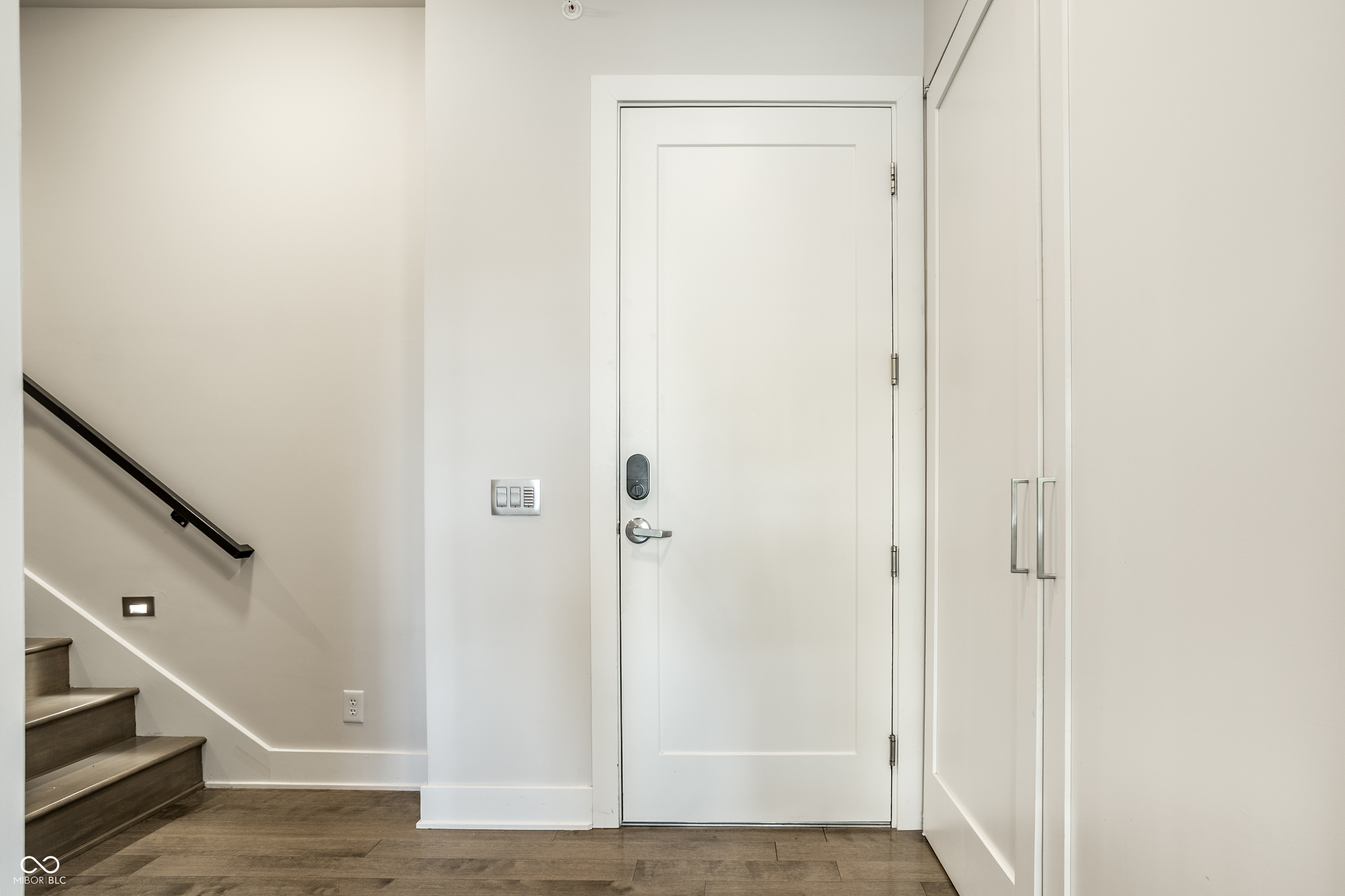 504 N Park Avenue Unit: 9
