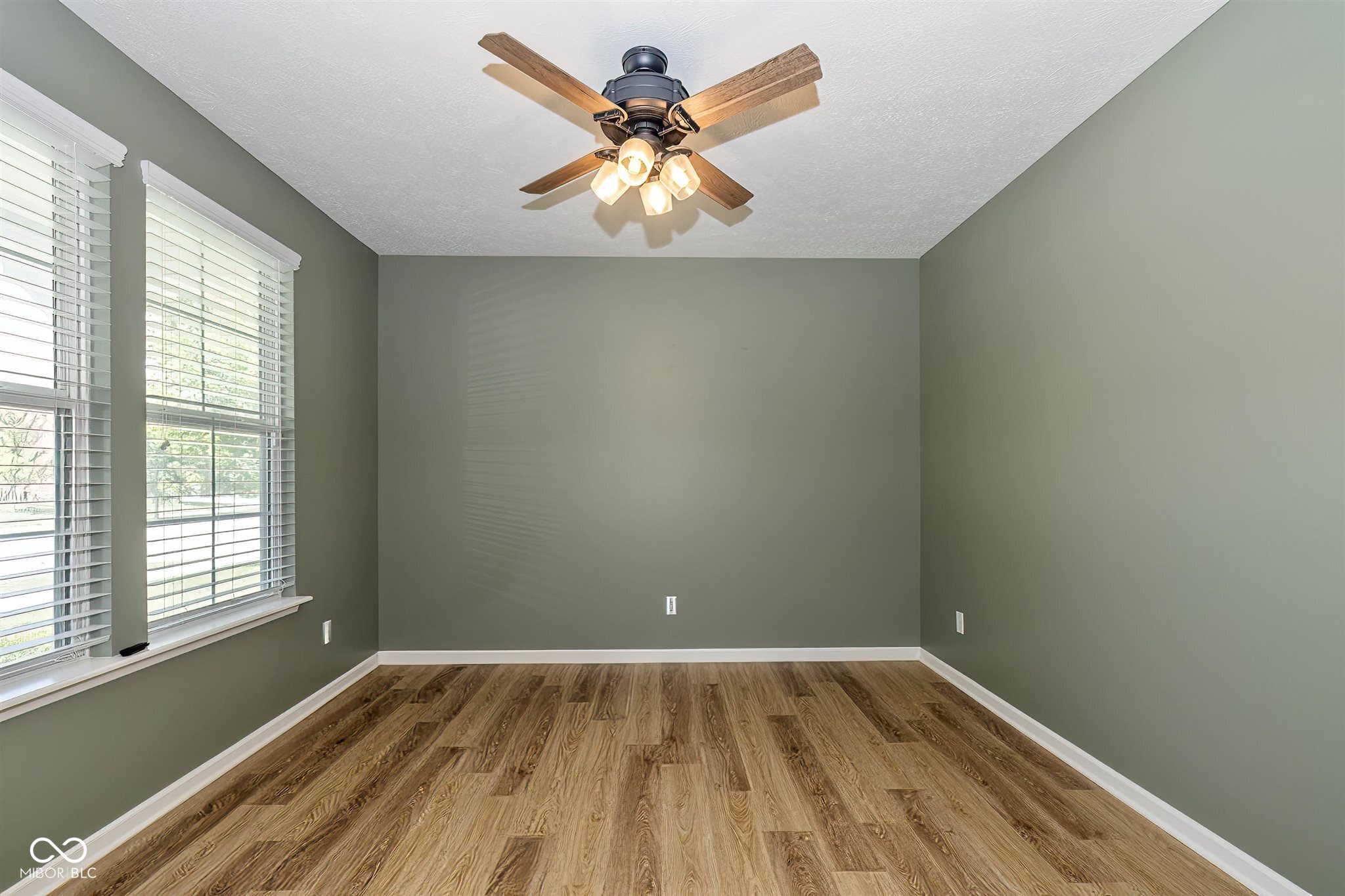 15973 Trestle Drive