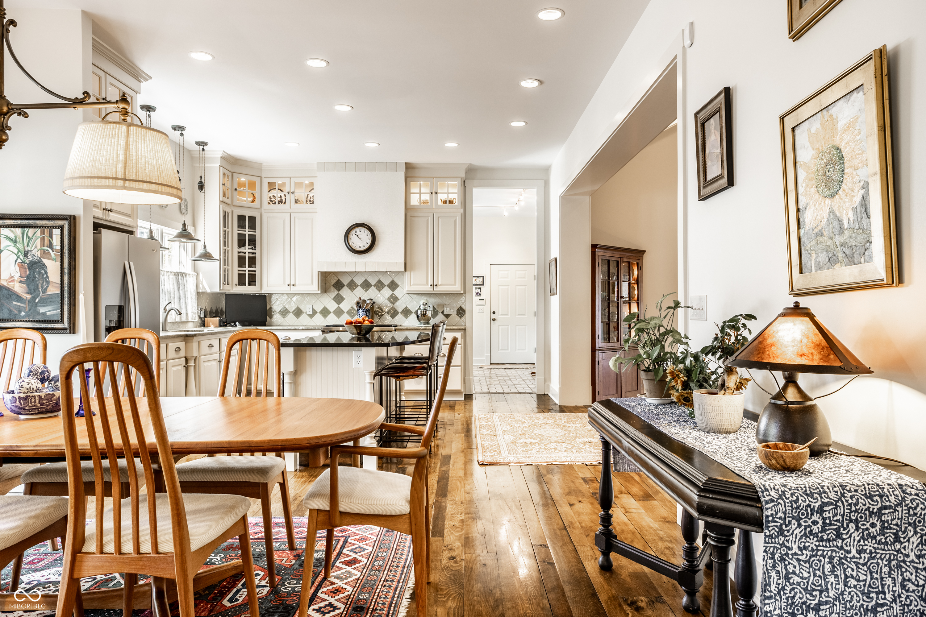520 W Cedar Street