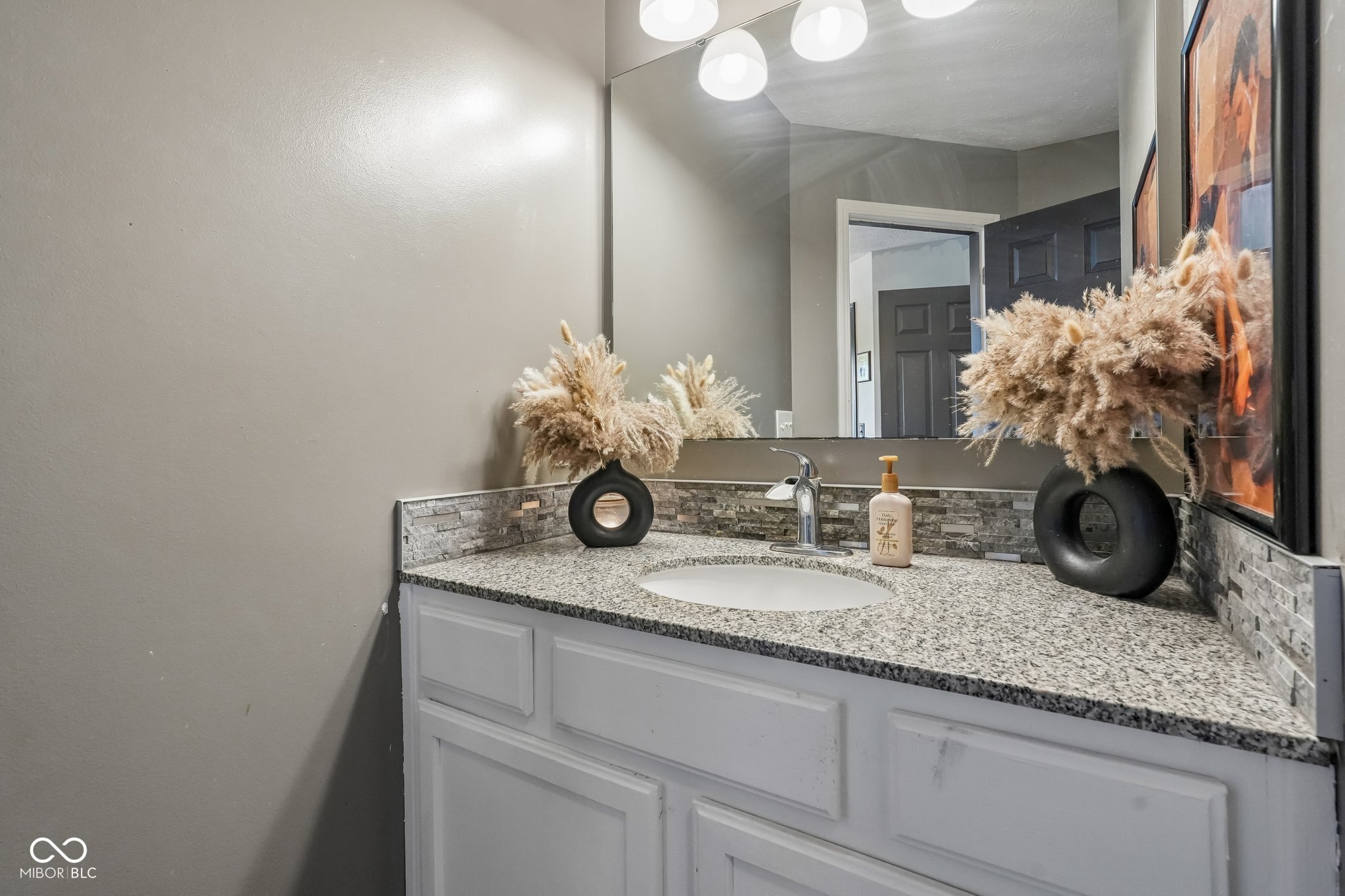 5933 Marina View Drive