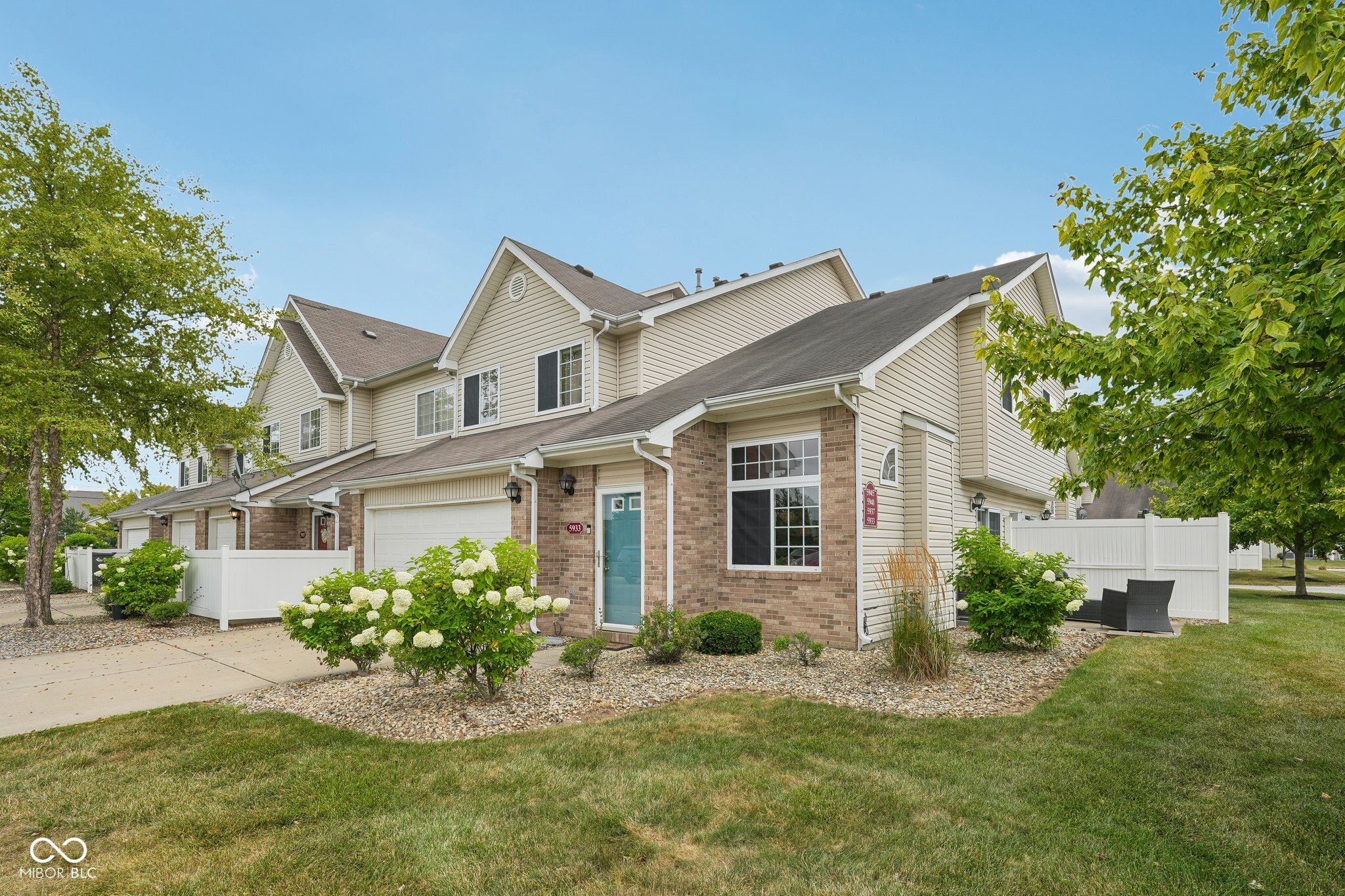 5933 Marina View Drive