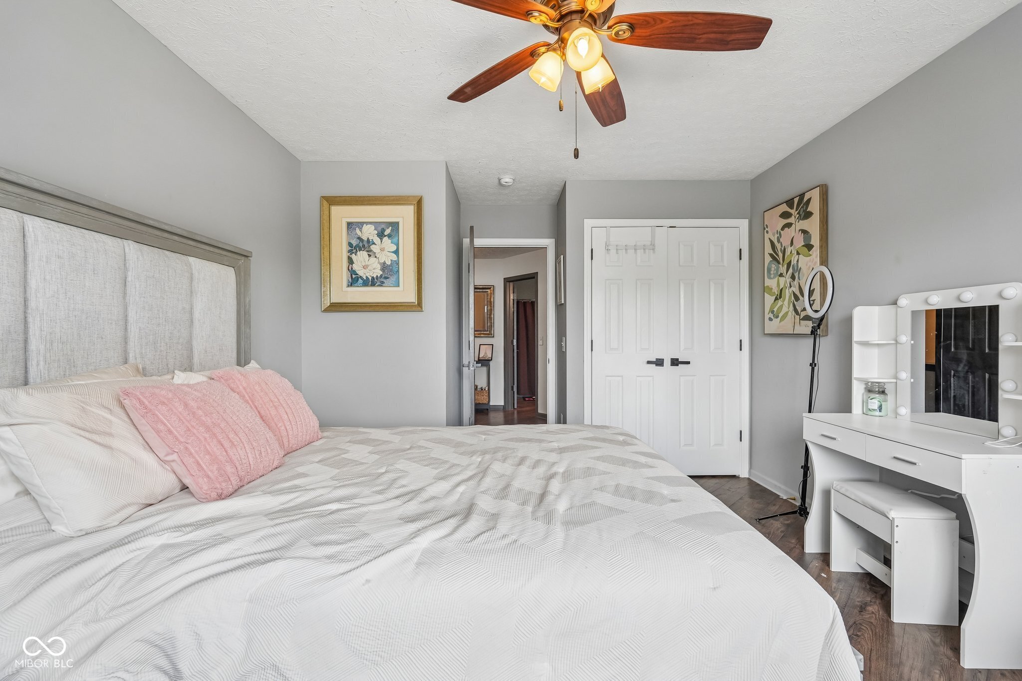 5933 Marina View Drive