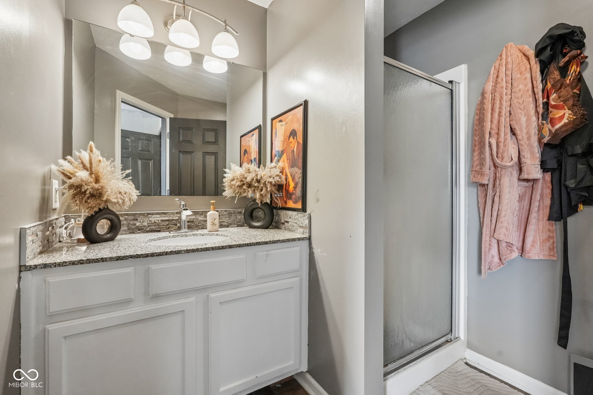 5933 Marina View Drive