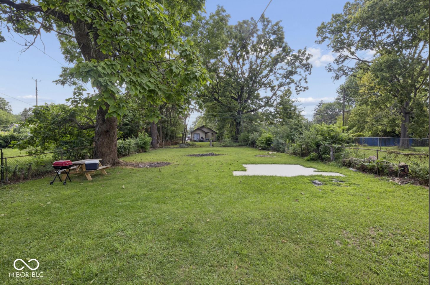 1122 S Fleming