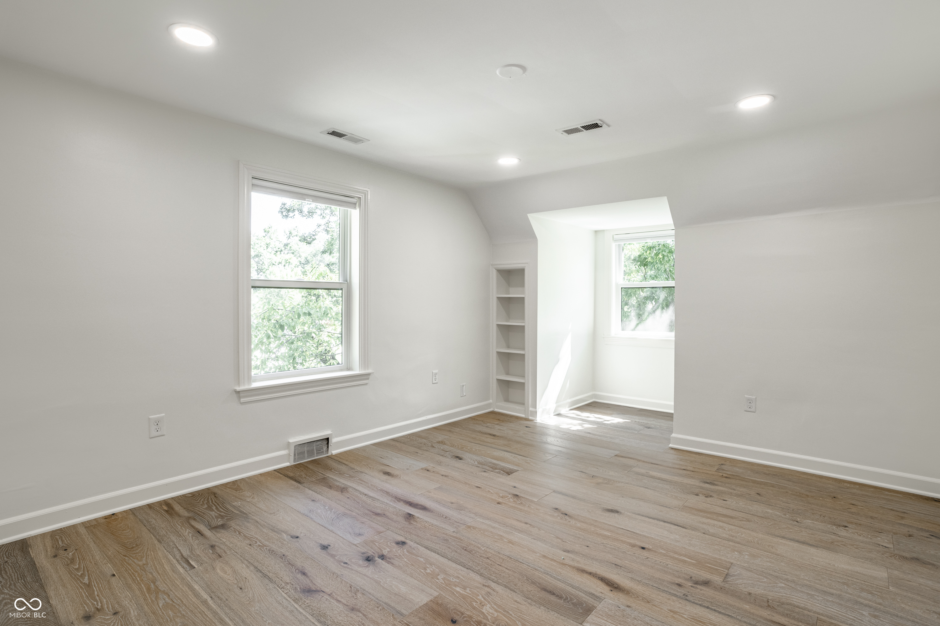 228 E 82nd Street