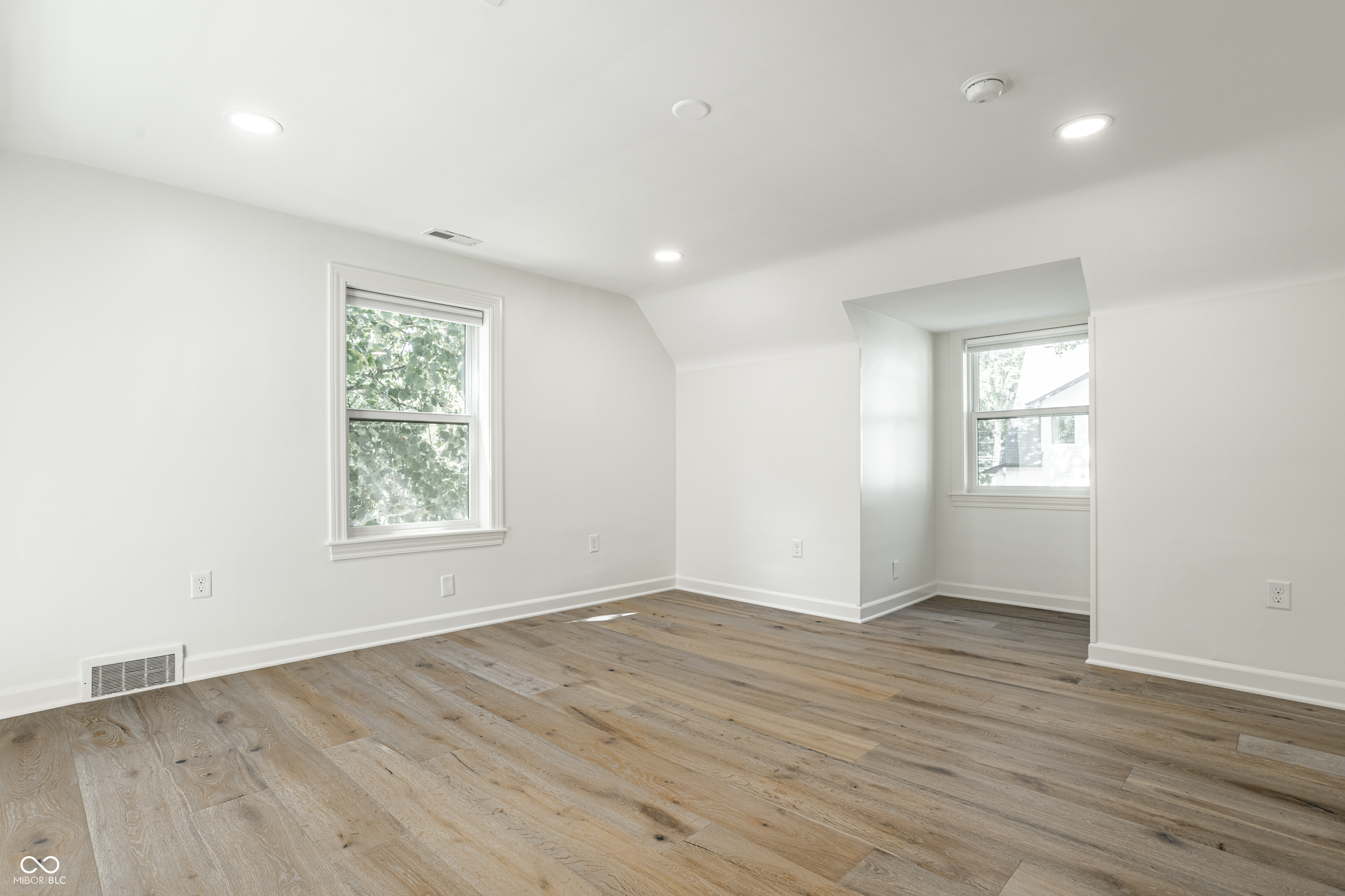 228 E 82nd Street