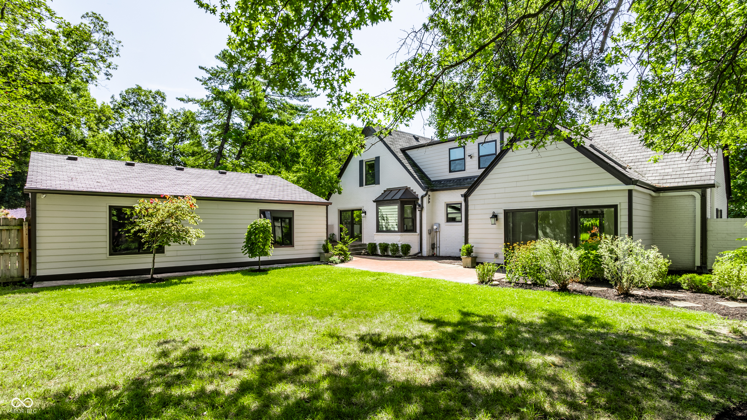 228 E 82nd Street